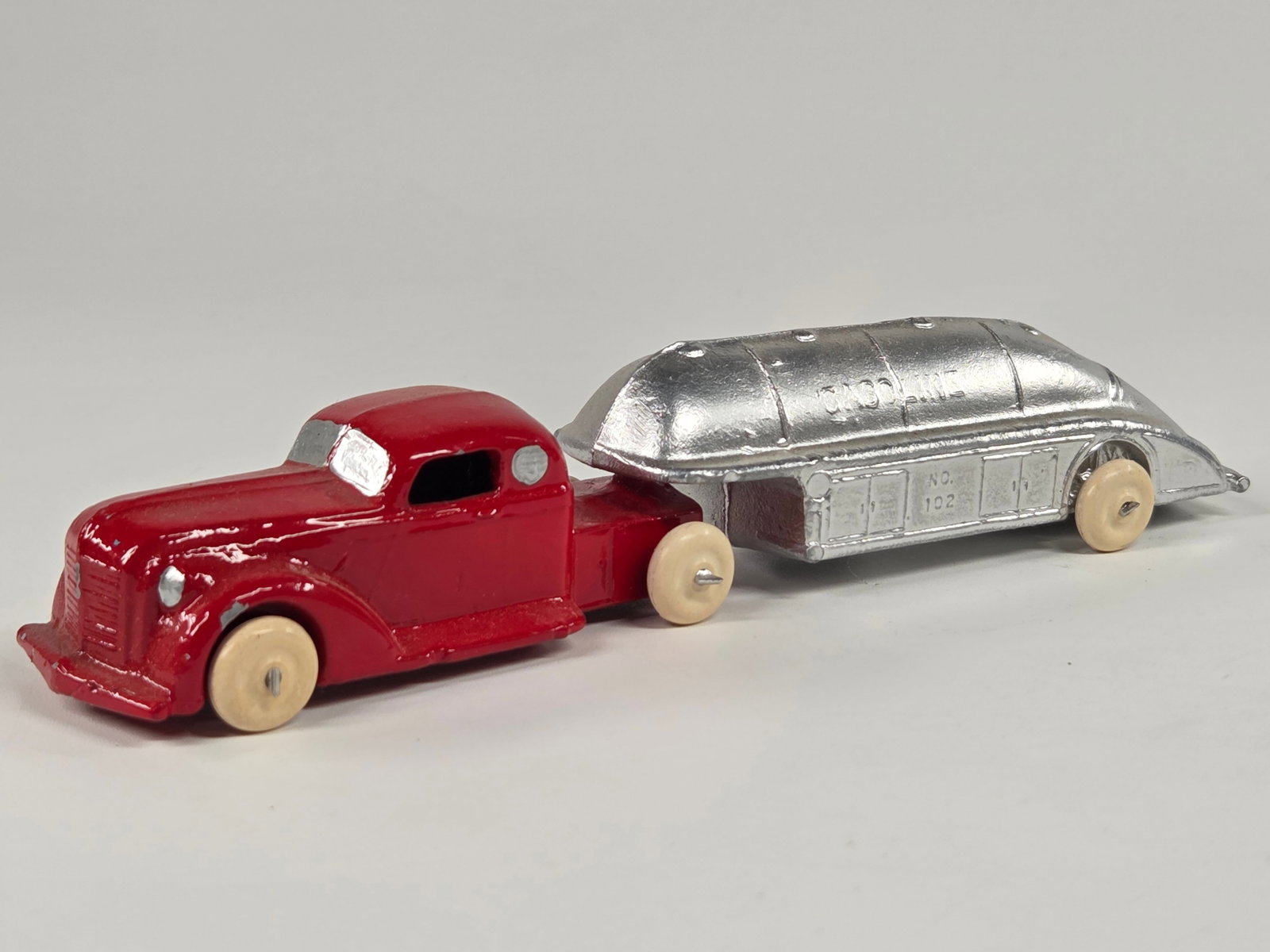 CUSTOM HANDMADE SIGNED SLUSH METAL GASOLINE TRUCK (1 of 4)