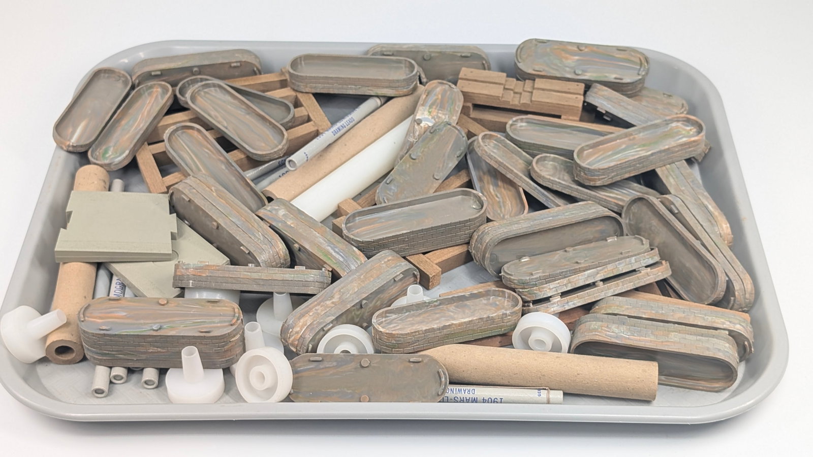 VARIOUS RAILROAD TRACK PLASTIC RISERS - 2