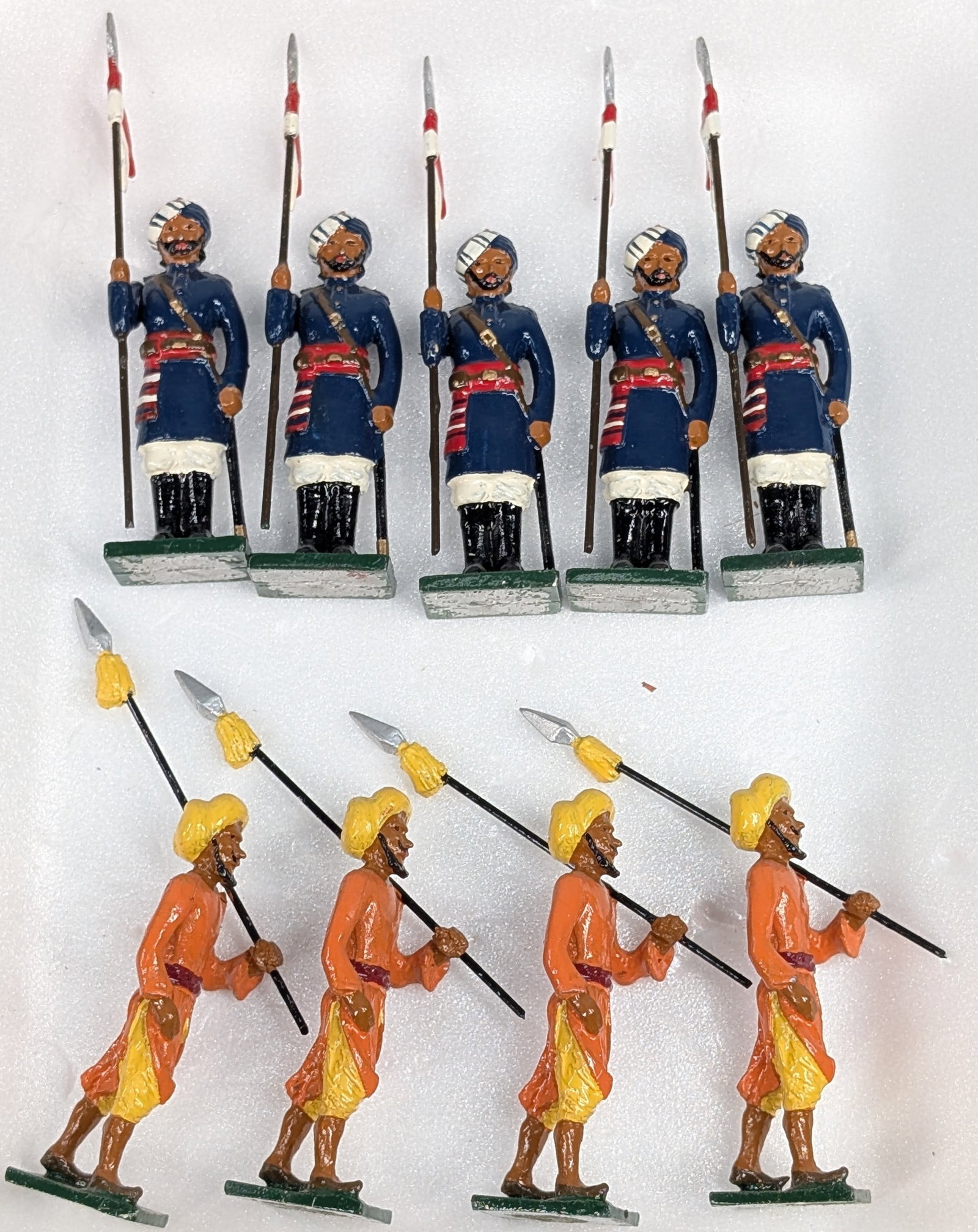 MIXED MARLBOROUGH LEAD SOLDIERS: ALL REMAIN IN FAIR TO GOOD CONDITION, SHOWING SOME TYPICAL PAINT WEAR.