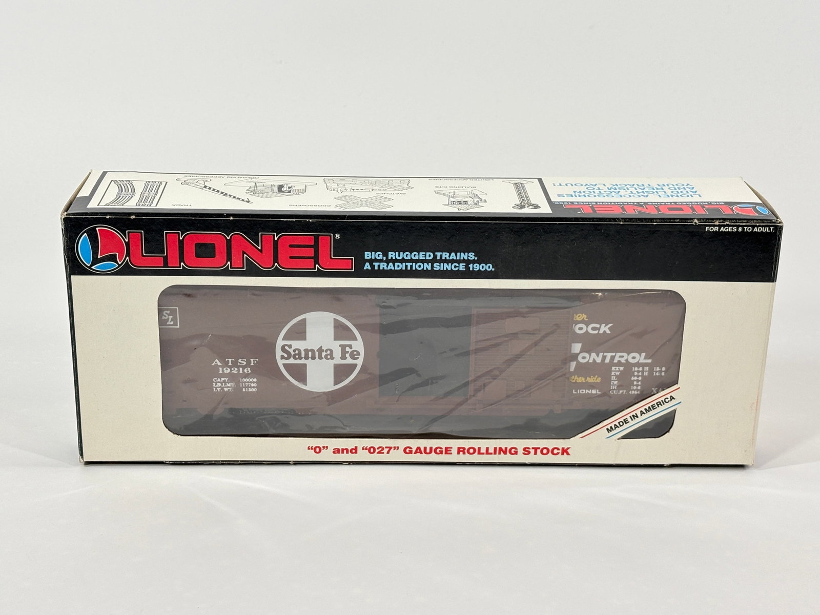 LIONEL O GAUGE 6-19216 SANTA FE BOXCAR W/ BOX: REMAINS IN VERY GOOD CONDITION WITH BOX.