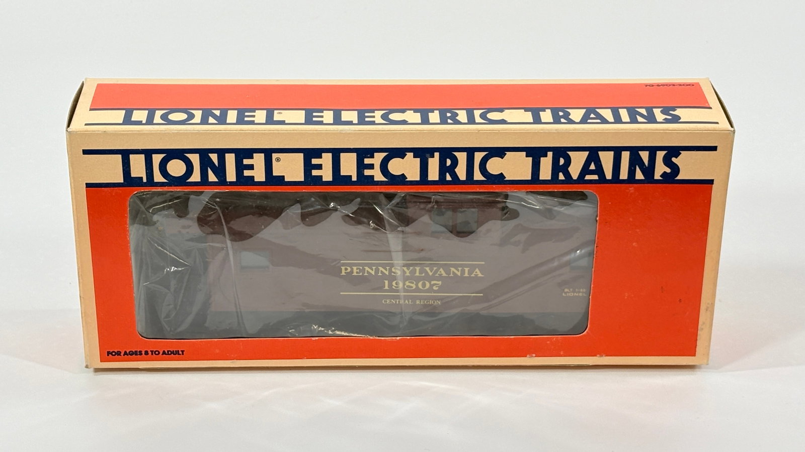 LIONEL O GAUGE 6-19807 PRR EXTENDED VISION CABOOSE W/ SMOKE: REMAINS IN VERY GOOD CONDITION WITH BOX.