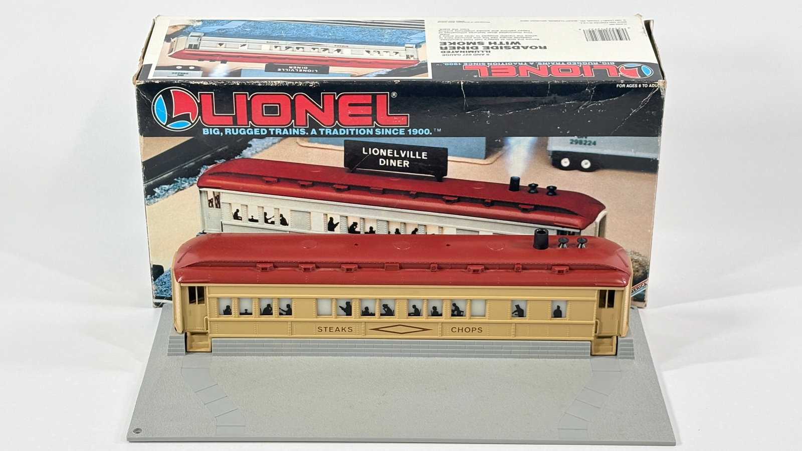 LIONEL O GAUGE 6-12722 ROADSIDE DINER W/ SMOKE: REMAINS IN GOOD CONDITION WITH BOX.