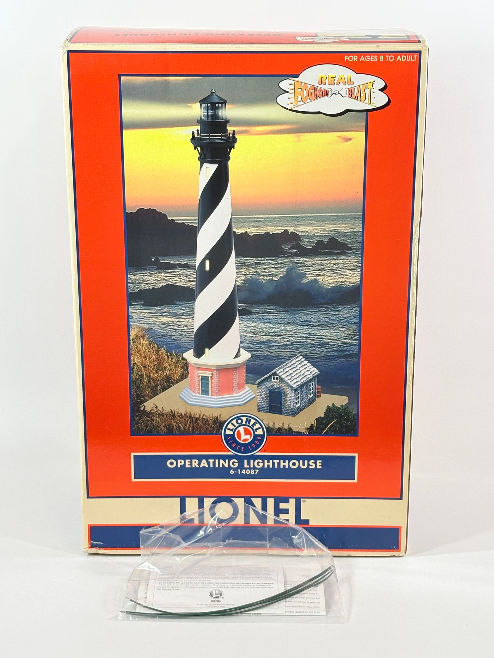 LIONEL 6-14807 OPERATING LIGHTHOUSE EMPTY BOX (1 of 4)