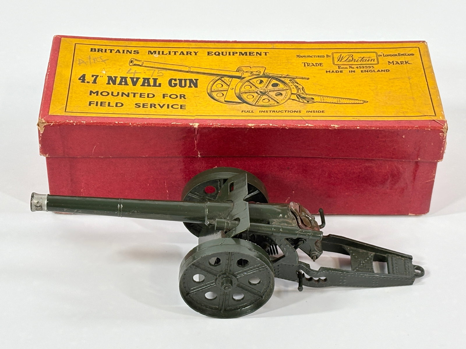 VINTAGE BRITAIN NO. 1264 4.7" NAVAL GUN W/ BOX: REMAINS IN GOOD CONDITION, SHOWING SOME WEAR. BOX REMAINS NICE.