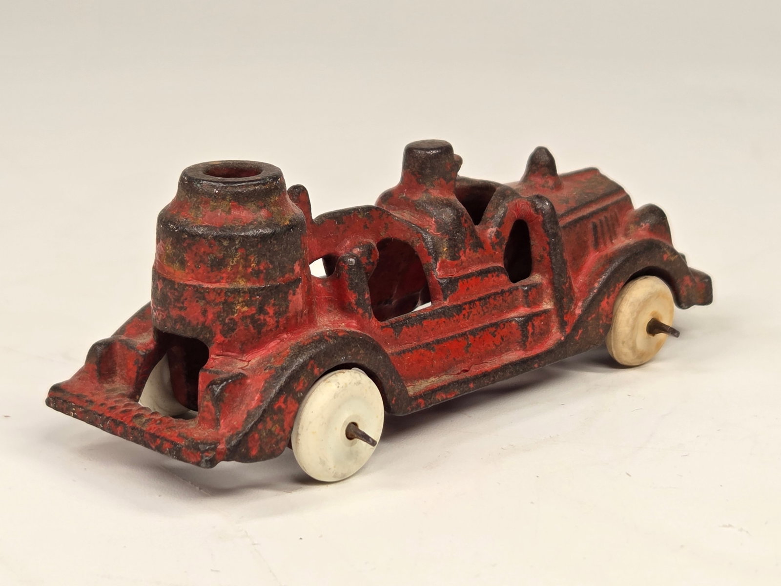 HUBLEY CAST IRON FIRE ENGINE PUMPER - 3