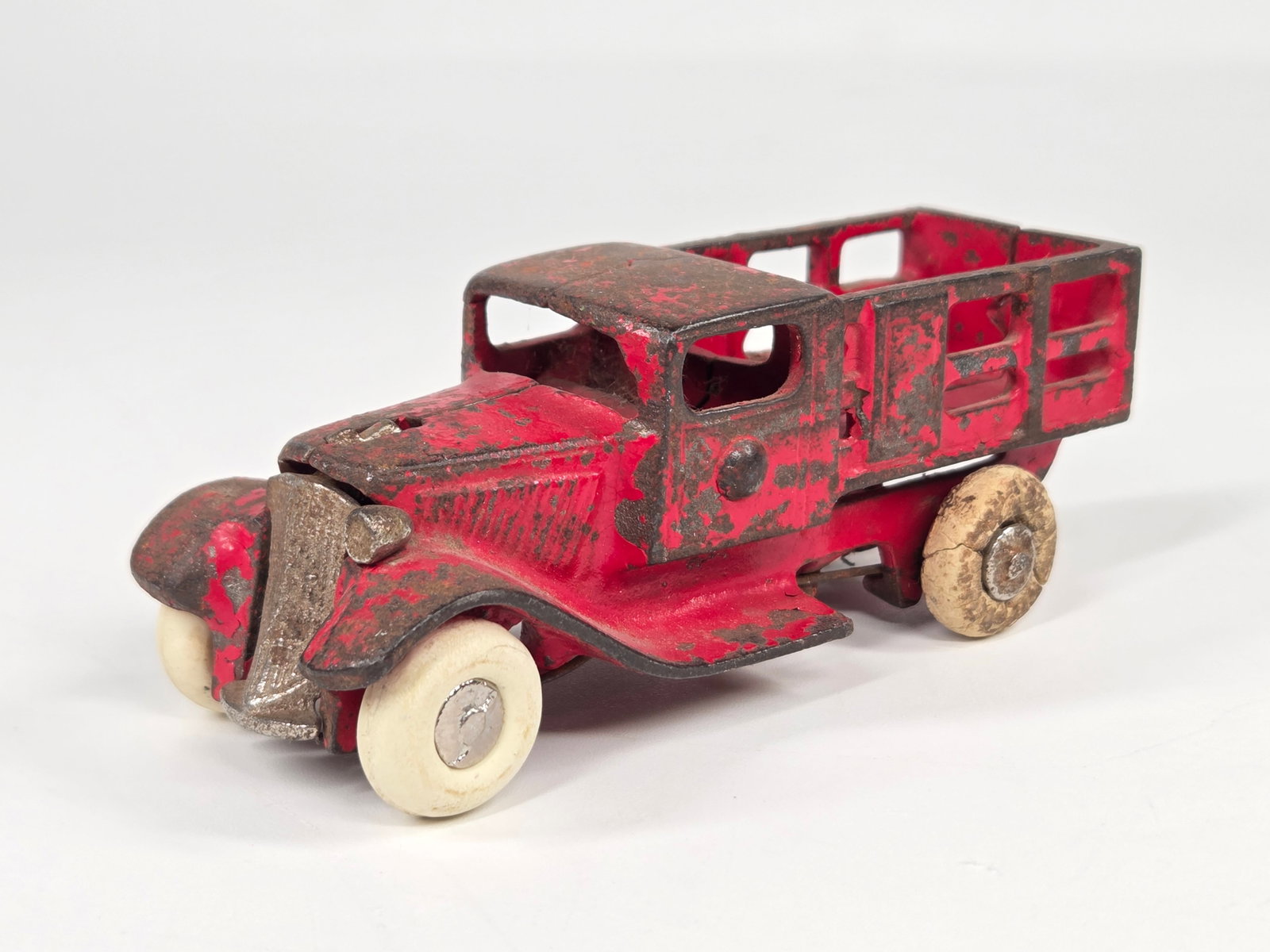 KILGORE CAST IRON STAKE BODY TRUCK (1 of 5)