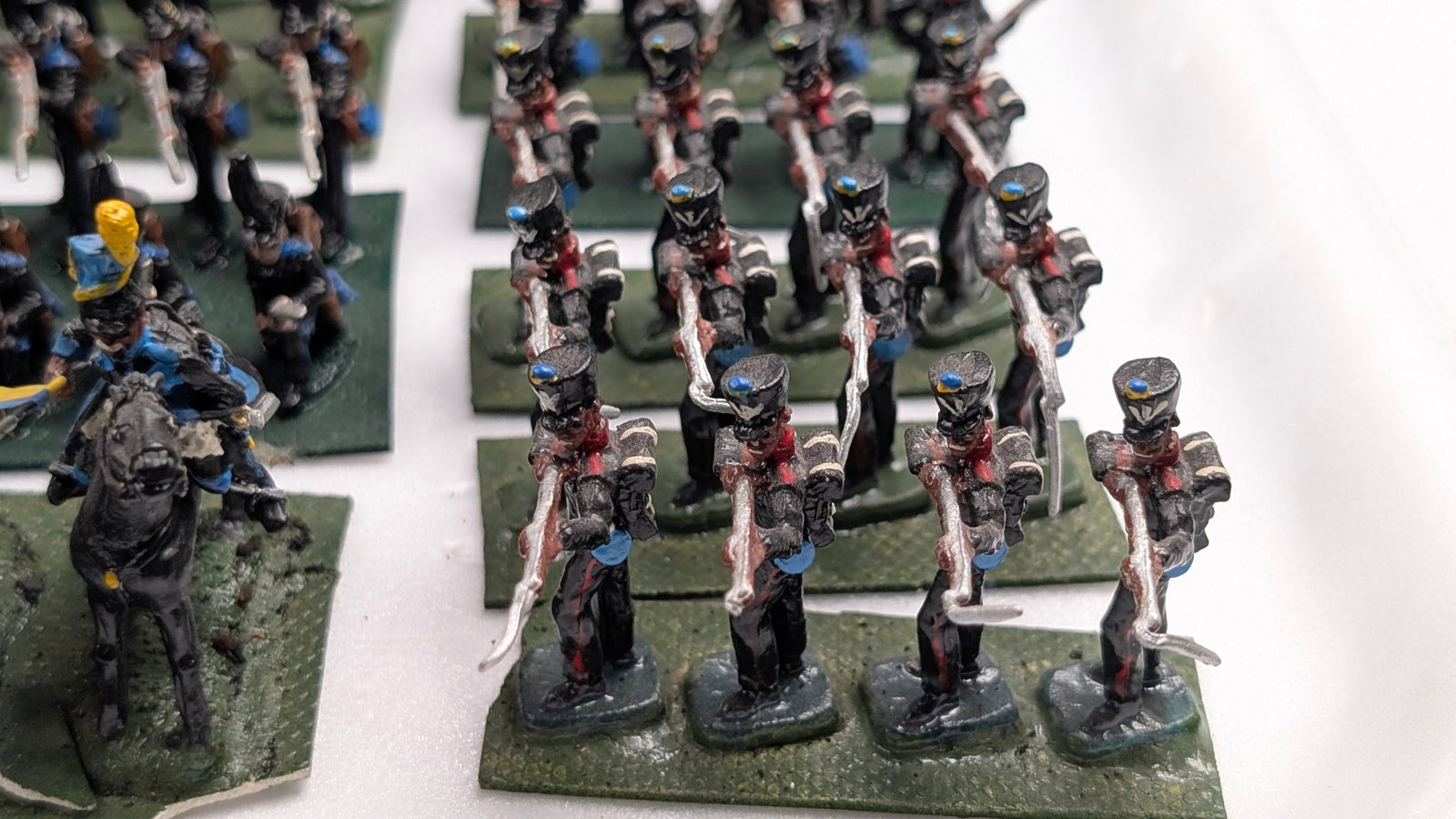 LARGE SELECTION HAND PAINT WARGAMING FIGURES - 4