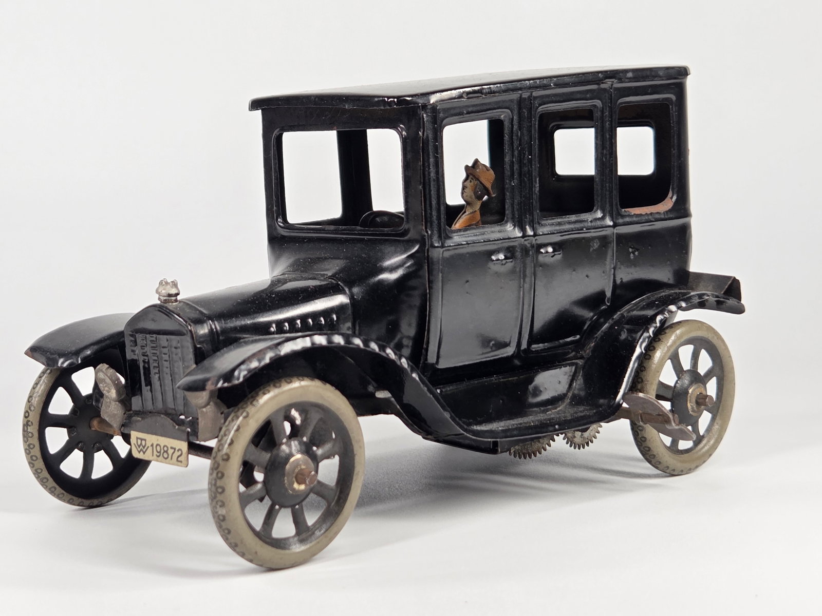 GERMAN BING TIN LITHO WIND UP FORD TOURING CAR (1 of 6)