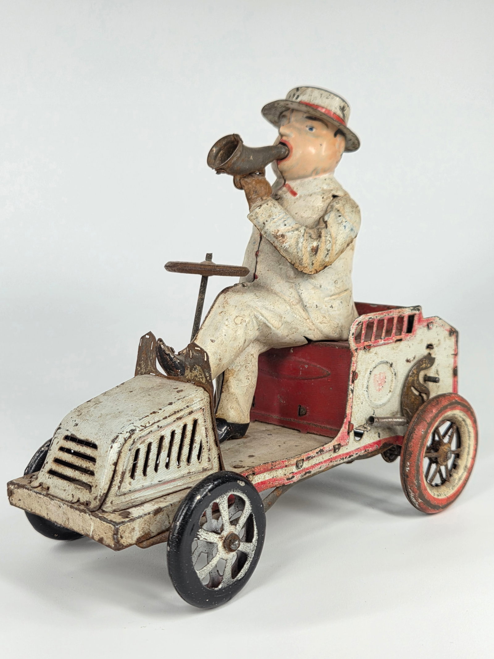 GERMAN LEHMANN TIN WIND UP TUT TUT CAR (1 of 6)