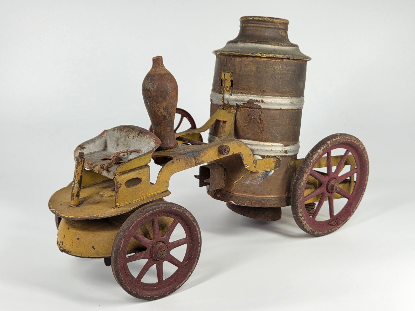 KINGSBURY PRESSED STEEL WIND UP FIRE PUMPER PARTS (1 of 5)