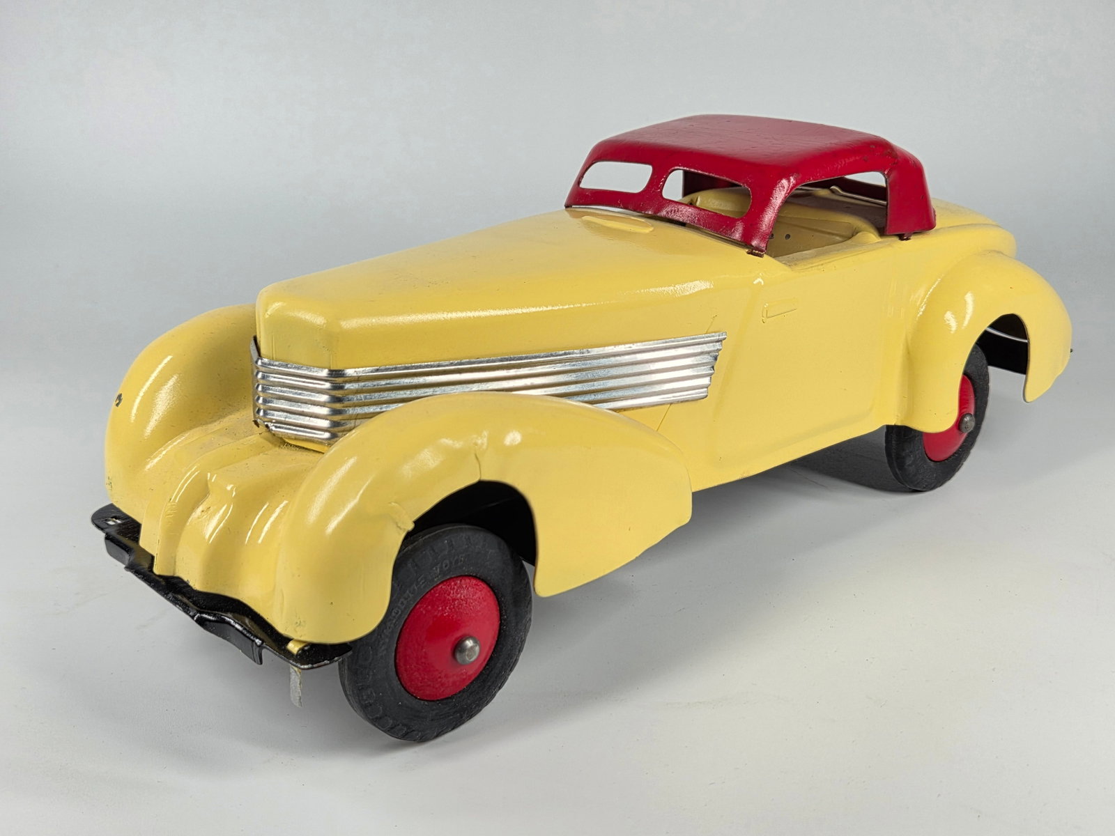 PARTIALLY RESTORED WYANDOTTE PRESSED STEEL COFFIN NOSE CORD: REMAINS IN GOOD RESTORED CONDITION, HOWEVER THE CHASSIS AND BODY ARE NOT ATTCHED.