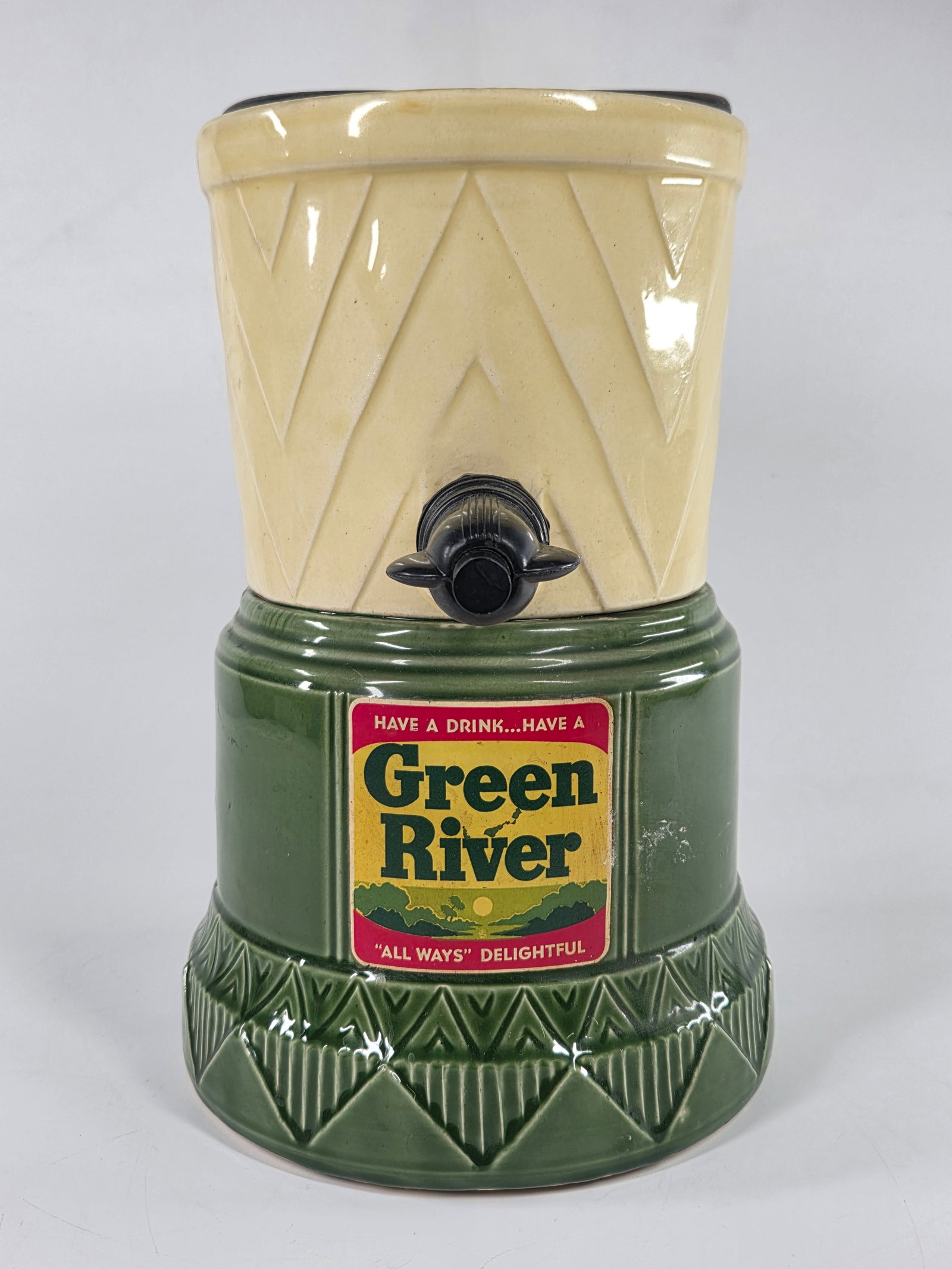 GREEN RIVER CERAMIC SODA FOUNTAIN SYRUP DISPENSER: DISPENSER REMAINS IN VERY GOOD CONDITION - LIGHT GENERAL WEAR - NO CHIPS OR CRACKS - LID NOT INCLUDED