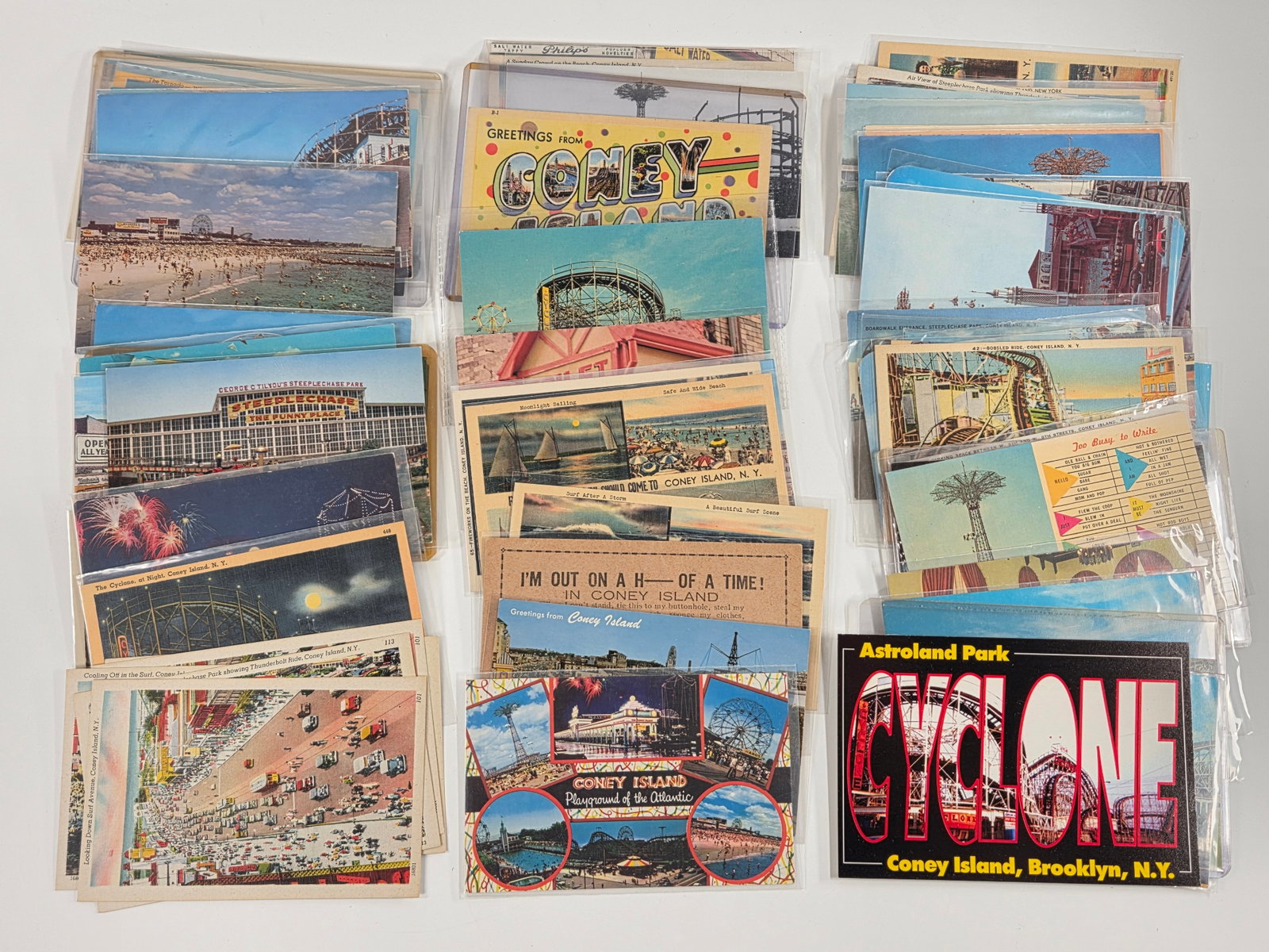 LARGE GROUP OF VINTAGE CONEY ISLAND POSTCARDS (1 of 5)
