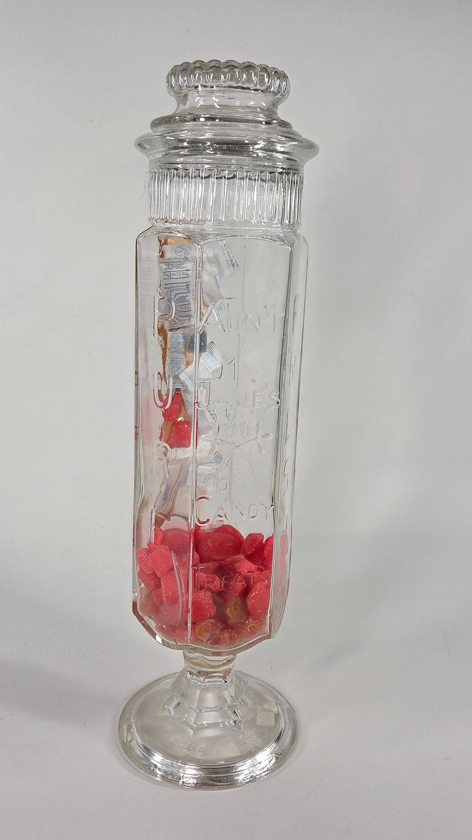 AUNT JANE'S CANDY TREATS COUNTER DISPLAY APOTHECARY JAR: REMAINS IN GOOD CONDITION - SMALL MARK ON RIM