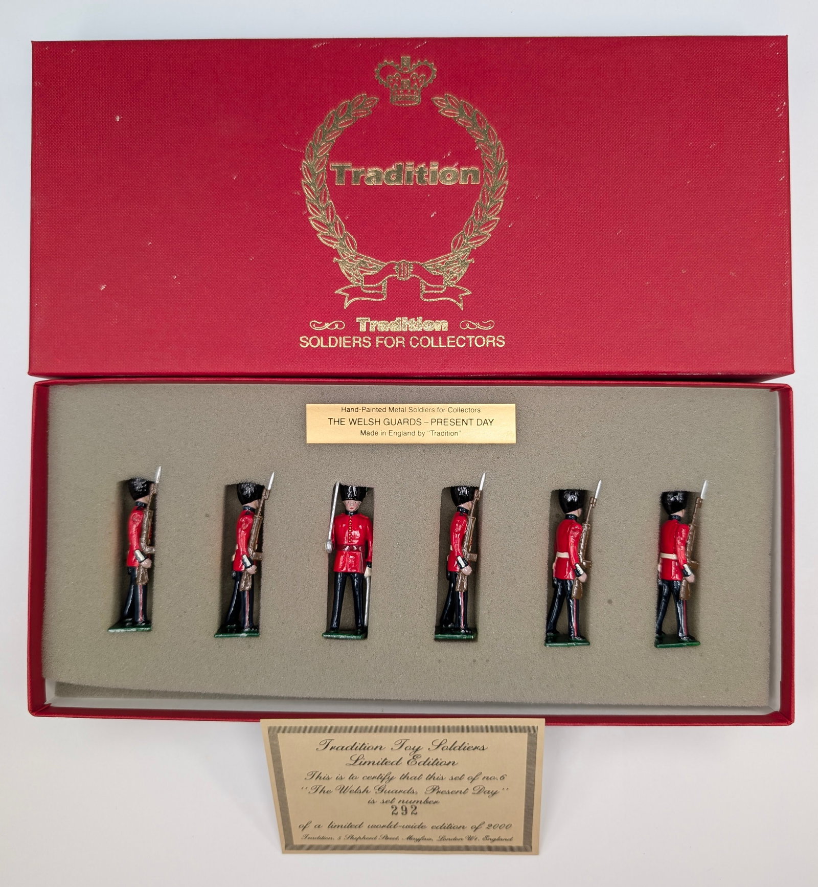 TRADITION NO. 6 THE WELSH GUARDS, PRESENT DAY: SET REMAINS IN VERY GOOD CONDITION WITH BOX.