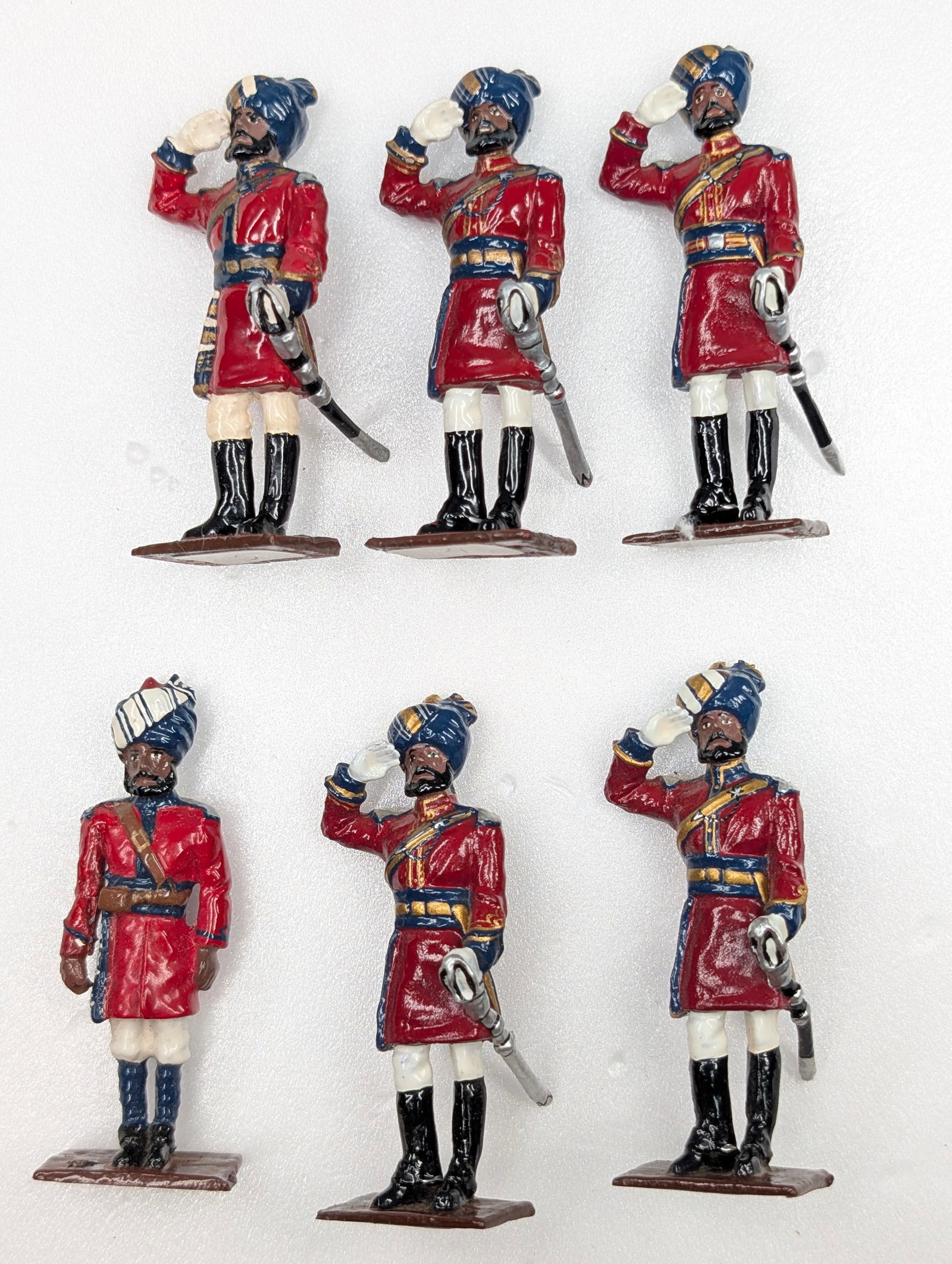 SET OF HAND PAINTED LEAD SOLDIERS: ALL REMAIN IN GOOD CONDITION, SHOWING SOME TYPICAL PAINT WEAR.