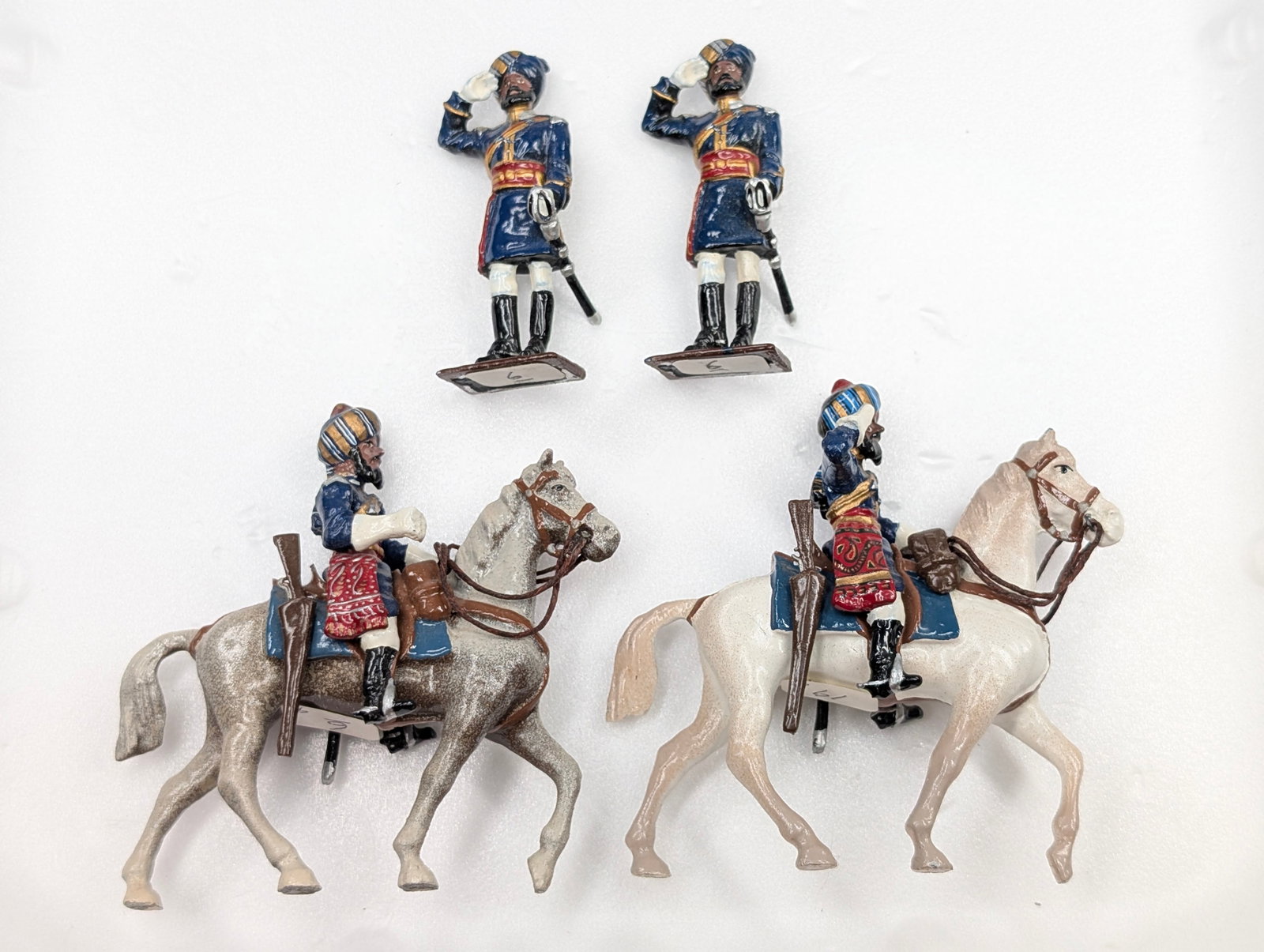 SET OF HAND PAINTED LEAD SOLDIERS: ALL REMAIN IN GOOD CONDITION, SHOWING SOME TYPICAL PAINT WEAR.