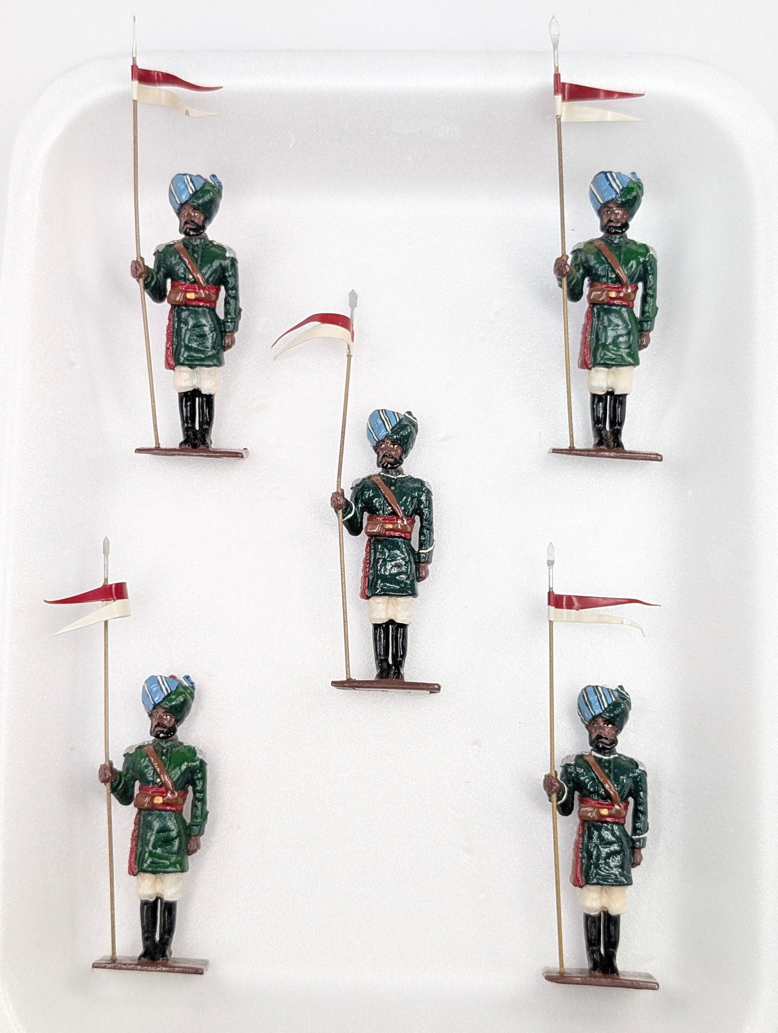 SET OF HAND PAINTED LEAD SOLDIERS: ALL REMAIN IN GOOD CONDITION, SHOWING SOME TYPICAL PAINT WEAR.