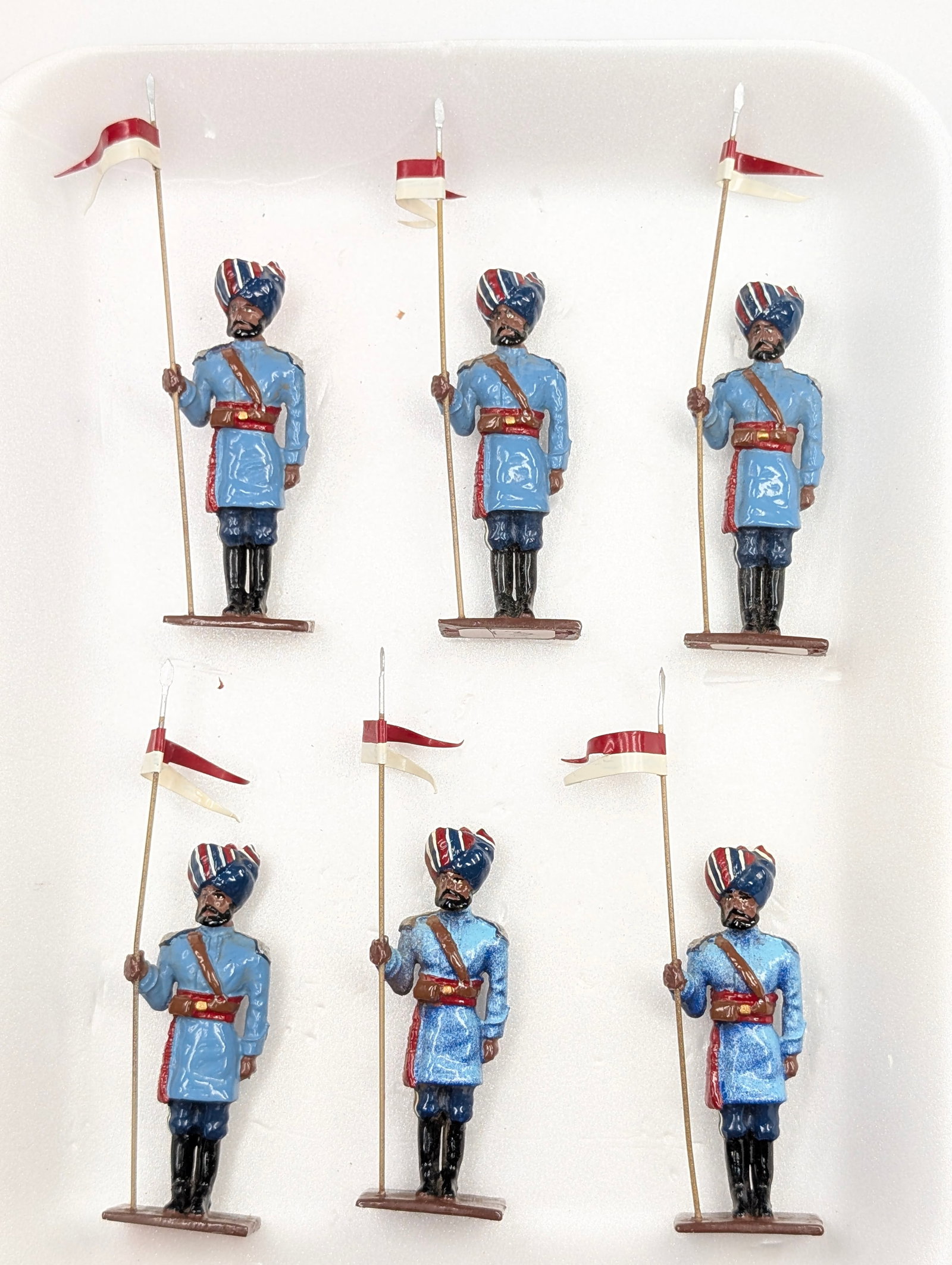 SET OF HAND PAINTED LEAD SOLDIERS: ALL REMAIN IN GOOD CONDITION, SHOWING SOME TYPICAL PAINT WEAR.
