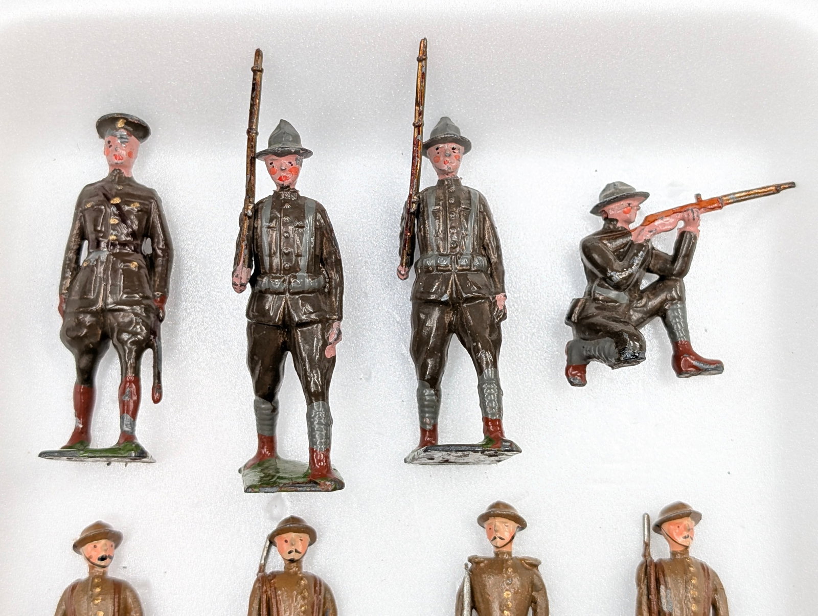 SET OF HAND PAINTED LEAD SOLDIERS: ALL REMAIN IN FAIR TO GOOD CONDITION, SHOWING SOME TYPICAL WEAR.