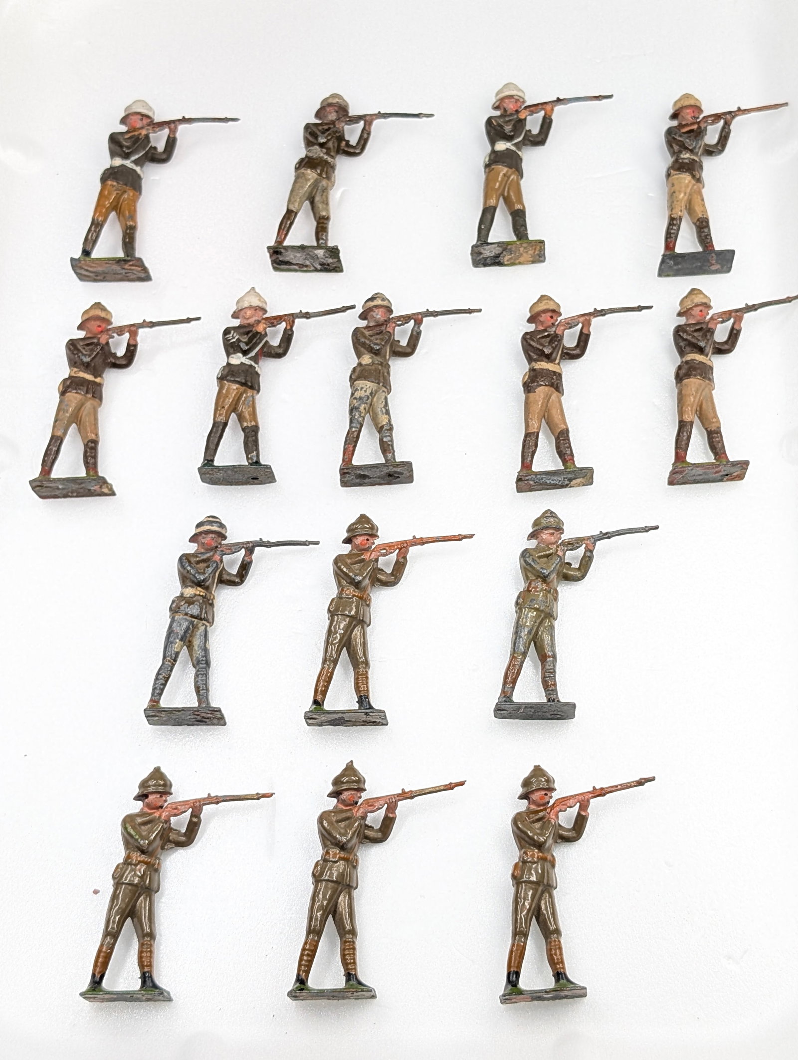 SET OF HAND PAINTED LEAD SOLDIERS: ALL REMAIN IN FAIR TO GOOD CONDITION, SHOWING SOME TYPICAL WEAR.