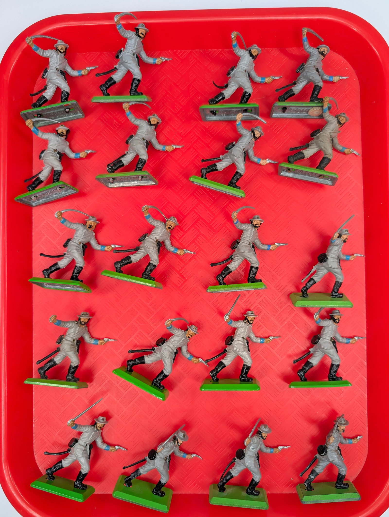 VARIOUS BRITAIN DEETAIL CIVIL WAR SOLDIERS: ALL REMAIN IN VERY GOOD CONDITION, SHOWING SOME TYPICAL WEAR.