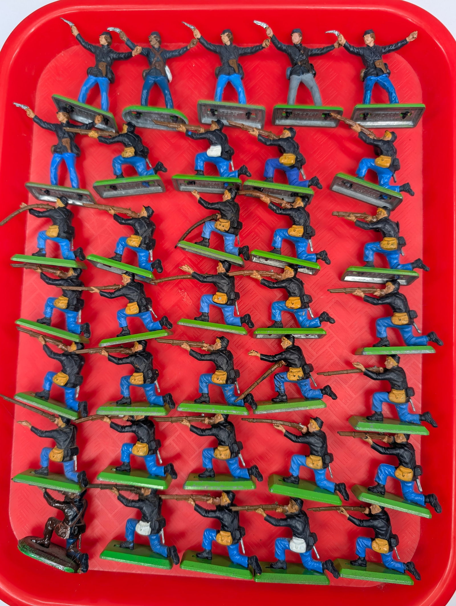 VARIOUS BRITAIN DEETAIL CIVIL WAR SOLDIERS: ALL REMAIN IN VERY GOOD CONDITION, SHOWING SOME TYPICAL WEAR.