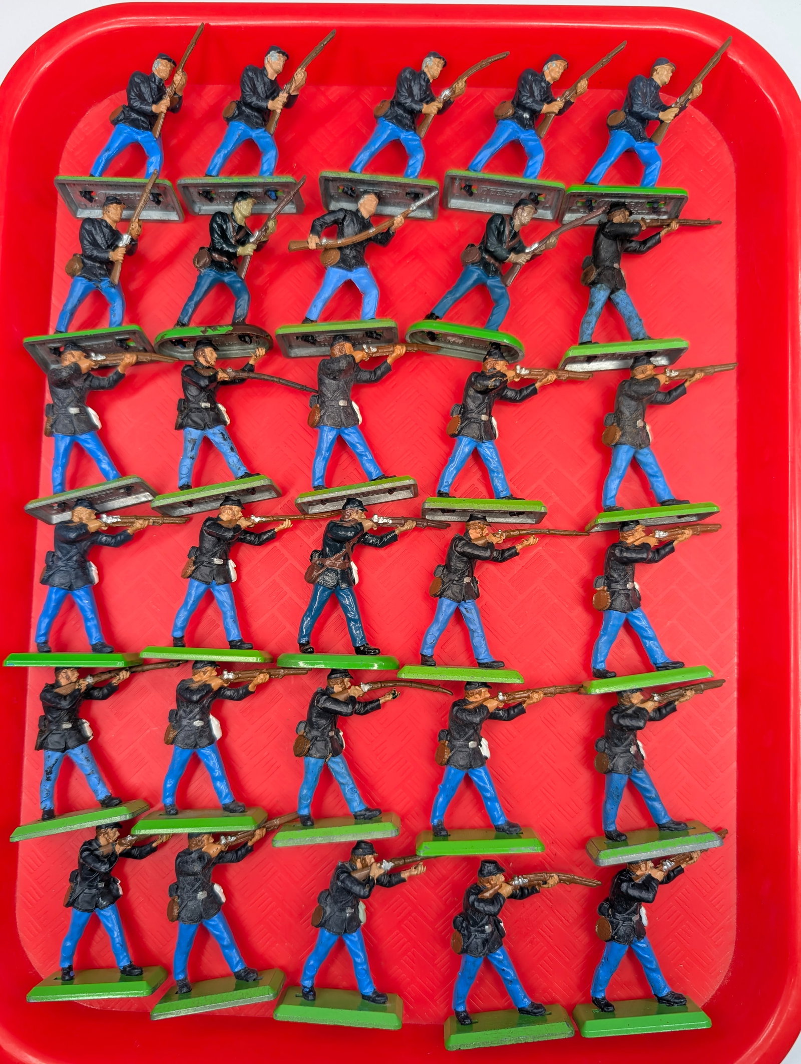 VARIOUS BRITAIN DEETAIL CIVIL WAR SOLDIERS: ALL REMAIN IN VERY GOOD CONDITION, SHOWING SOME TYPICAL WEAR.
