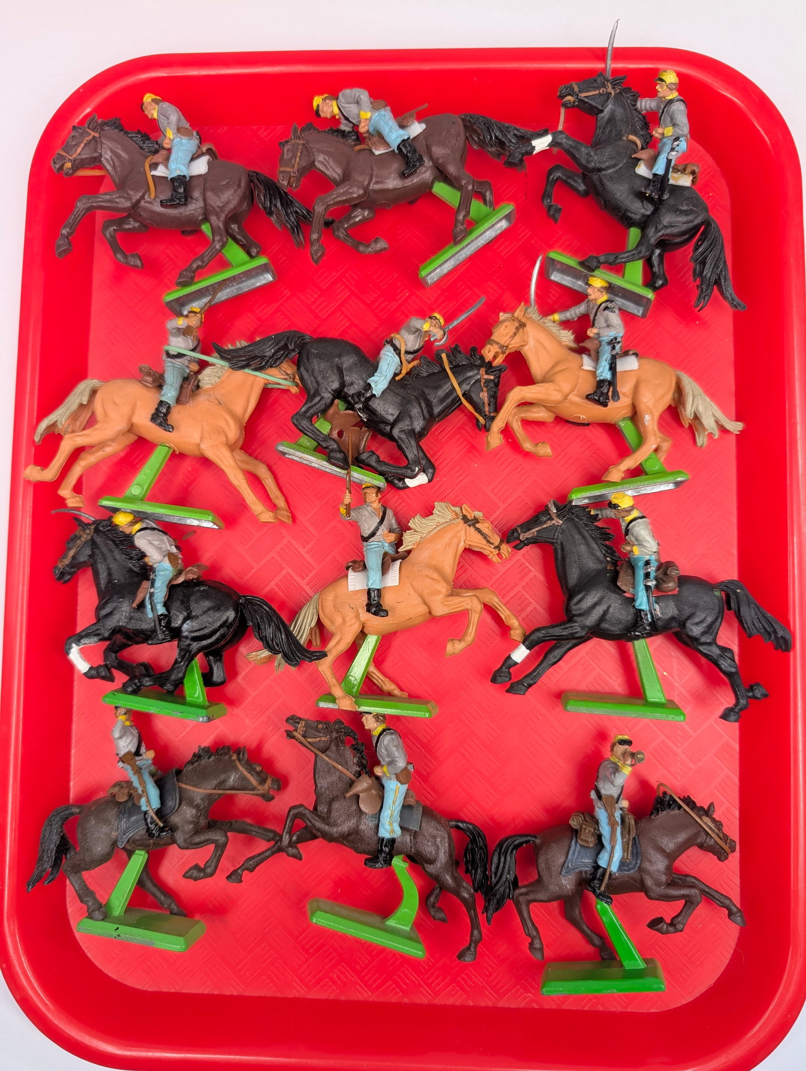 VARIOUS BRITAIN DEETAIL MOUNTED CIVIL WAR SOLDIERS: ALL REMAIN IN VERY GOOD CONDITION, SHOWING SOME TYPICAL WEAR.