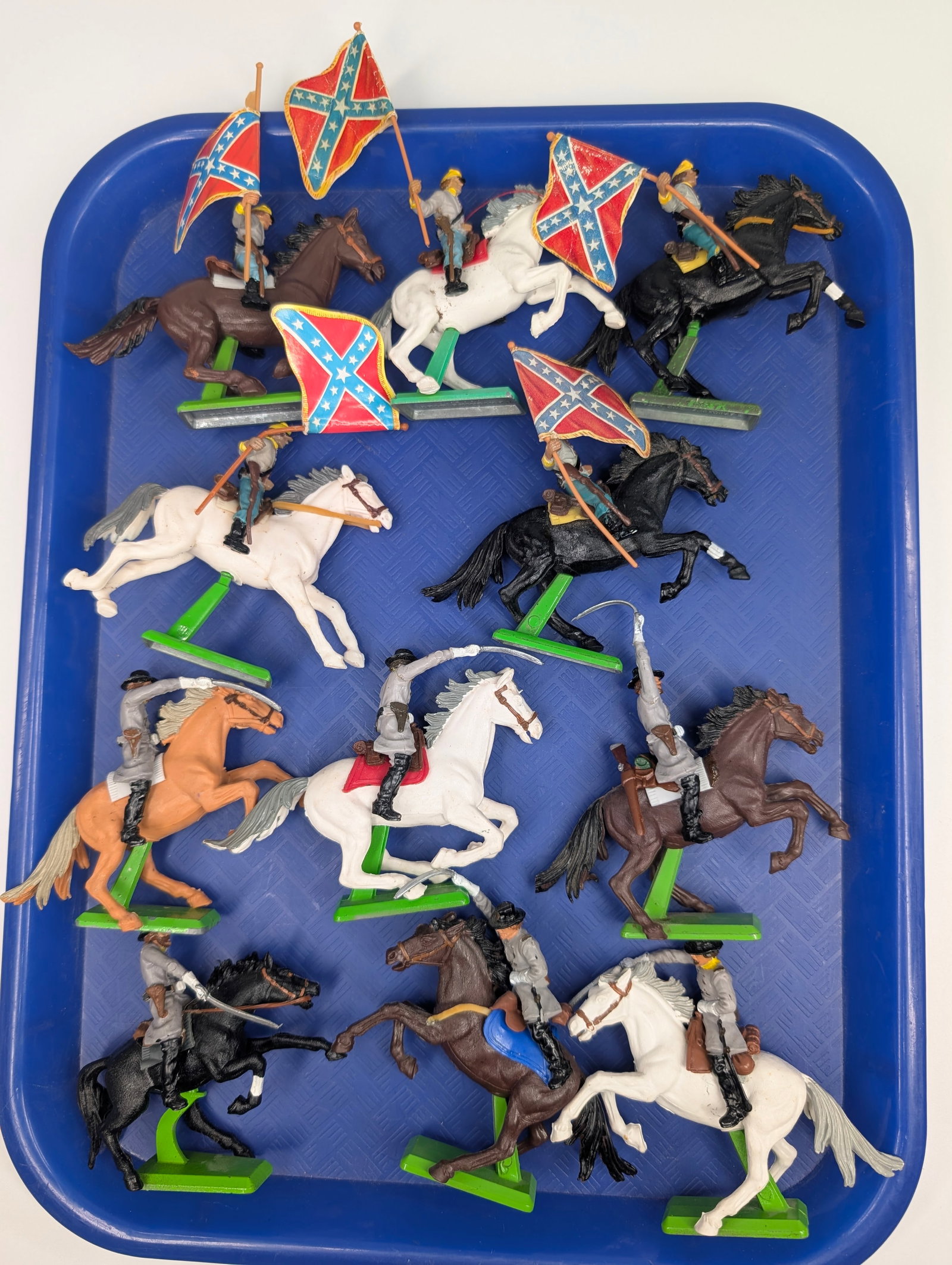 VARIOUS BRITAIN DEETAIL MOUNTED CIVIL WAR SOLDIERS: ALL REMAIN IN VERY GOOD CONDITION, SHOWING SOME TYPICAL WEAR.