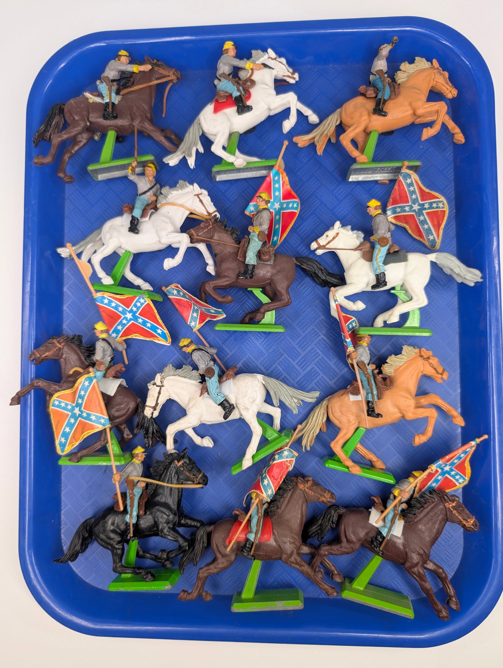 VARIOUS BRITAIN DEETAIL MOUNTED CIVIL WAR SOLDIERS: ALL REMAIN IN VERY GOOD CONDITION, SHOWING SOME TYPICAL WEAR.
