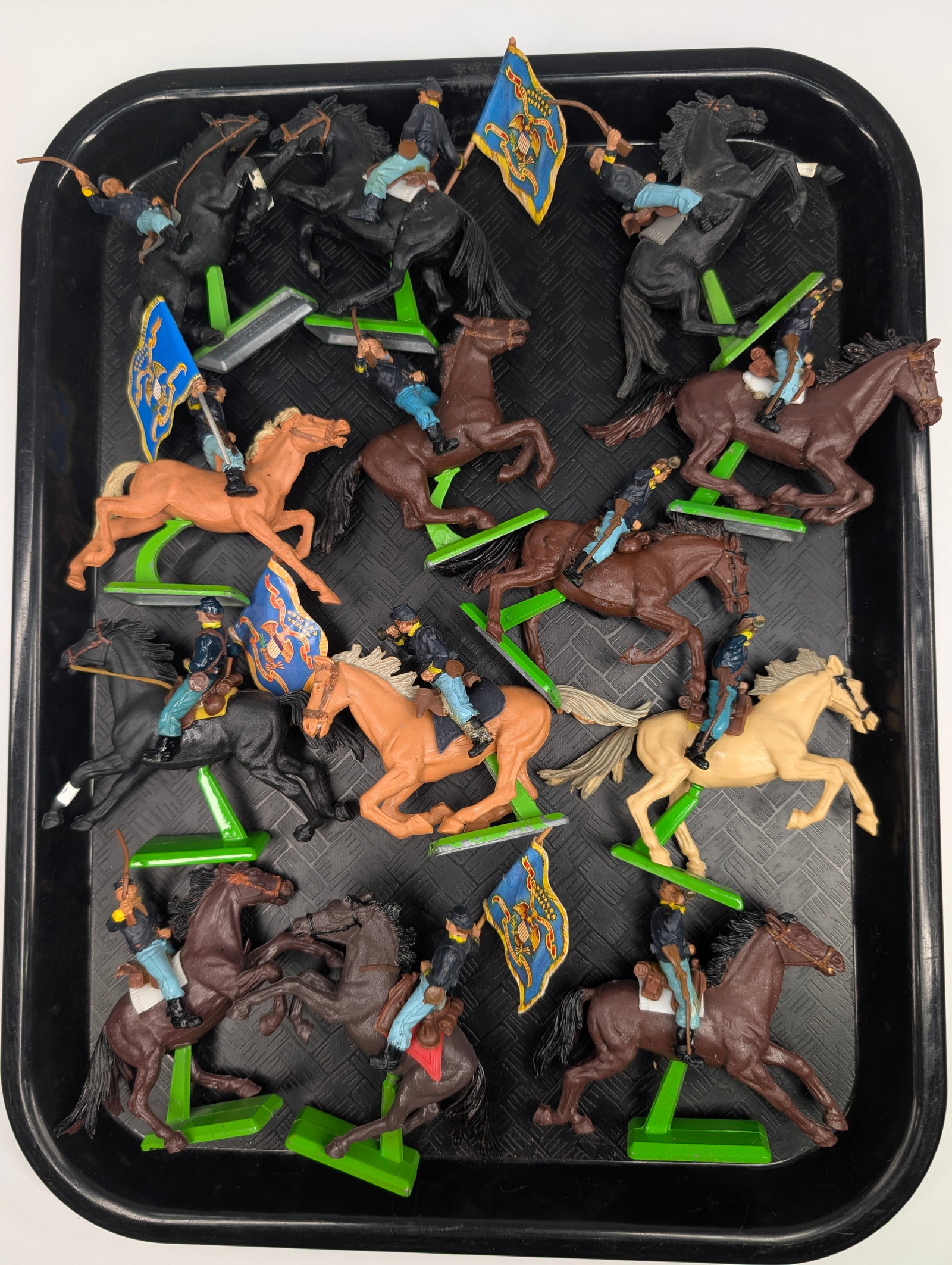 VARIOUS BRITAIN DEETAIL MOUNTED CIVIL WAR SOLDIERS: ALL REMAIN IN VERY GOOD CONDITION, SHOWING SOME TYPICAL WEAR.