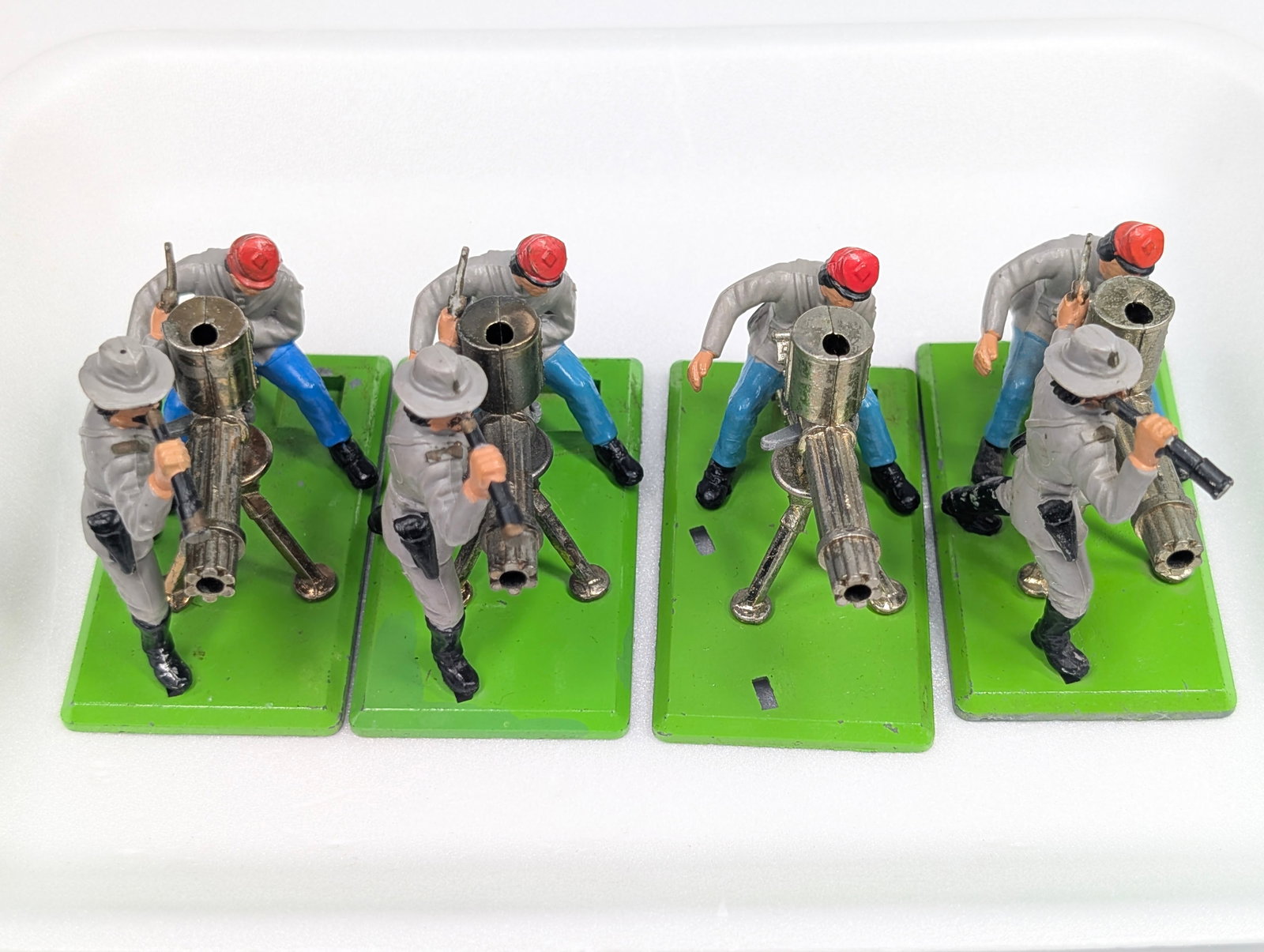 3) BRITAIN DEETAIL CIVIL WAR SOLDIER GUN TEAMS: ALL REMAIN IN GOOD CONDITION, SHOWING SOME TYPICAL WEAR.