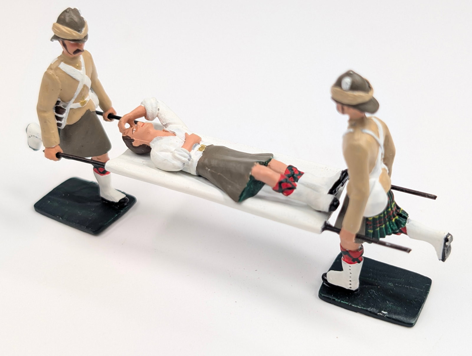 JOHN EDEN STUDIOS THE CAMERON HIGHLANDERS STRETCHER TEAM - 2