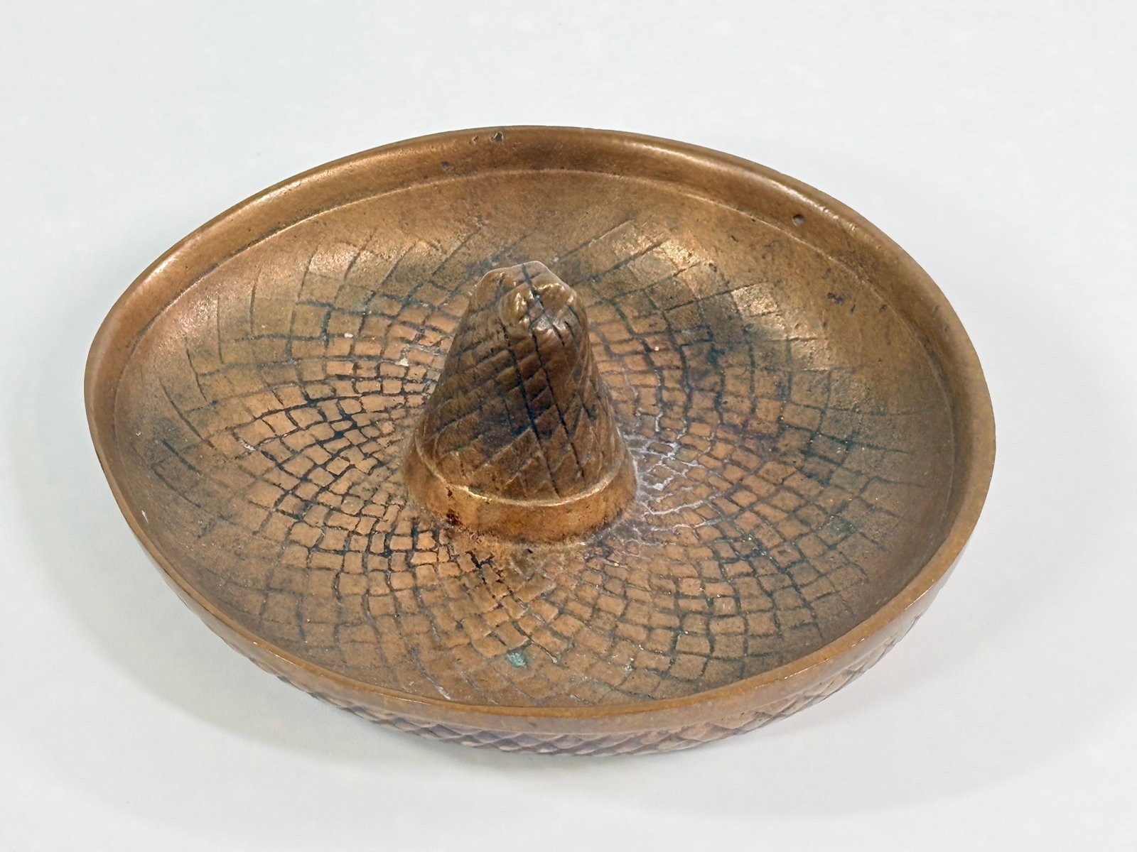 ROSSWOOD BRONZE SOMBRERO ASHTRAY