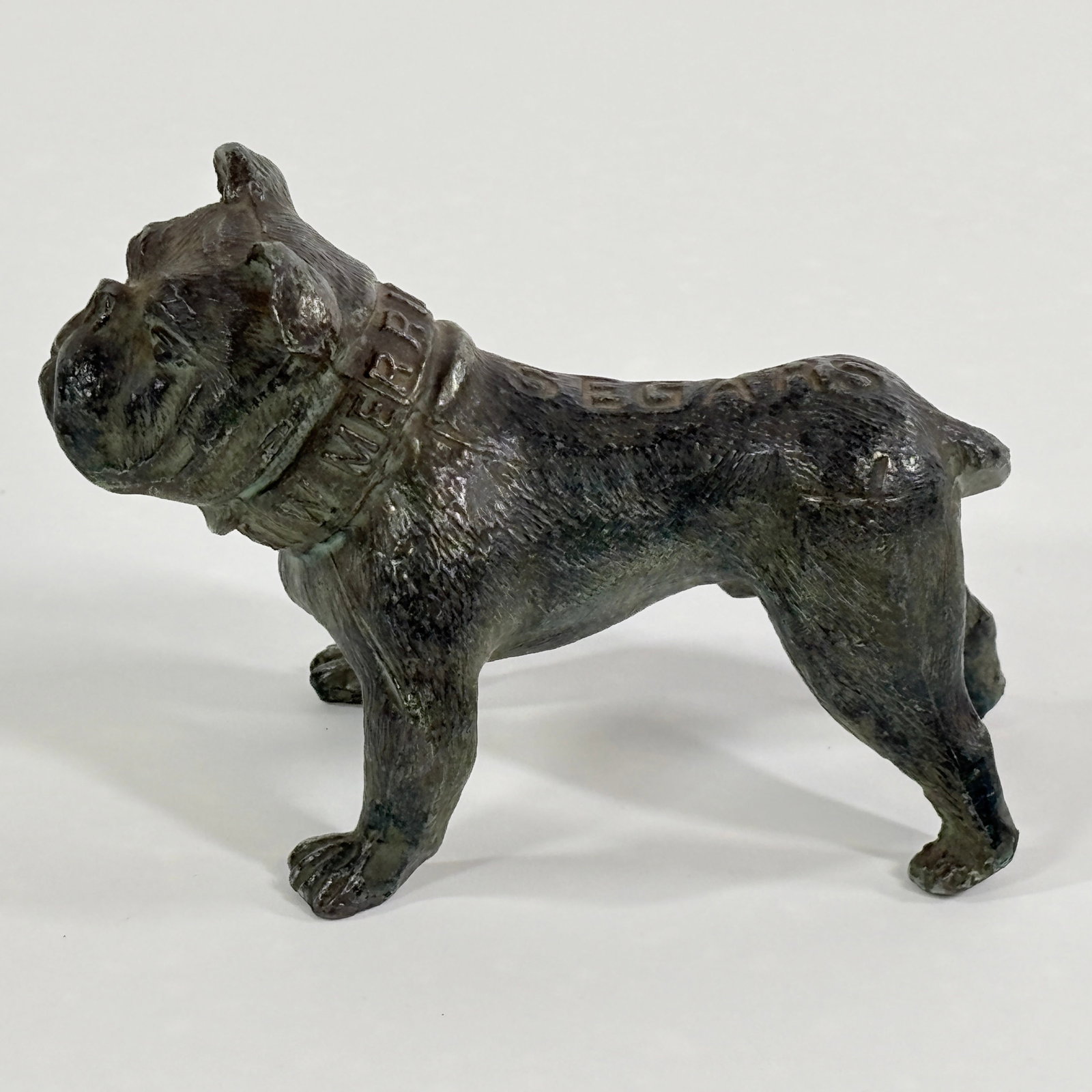 JOHN MERRIAM SEGARS BROS. ADVERTISING CAST IRON DOG (1 of 6)