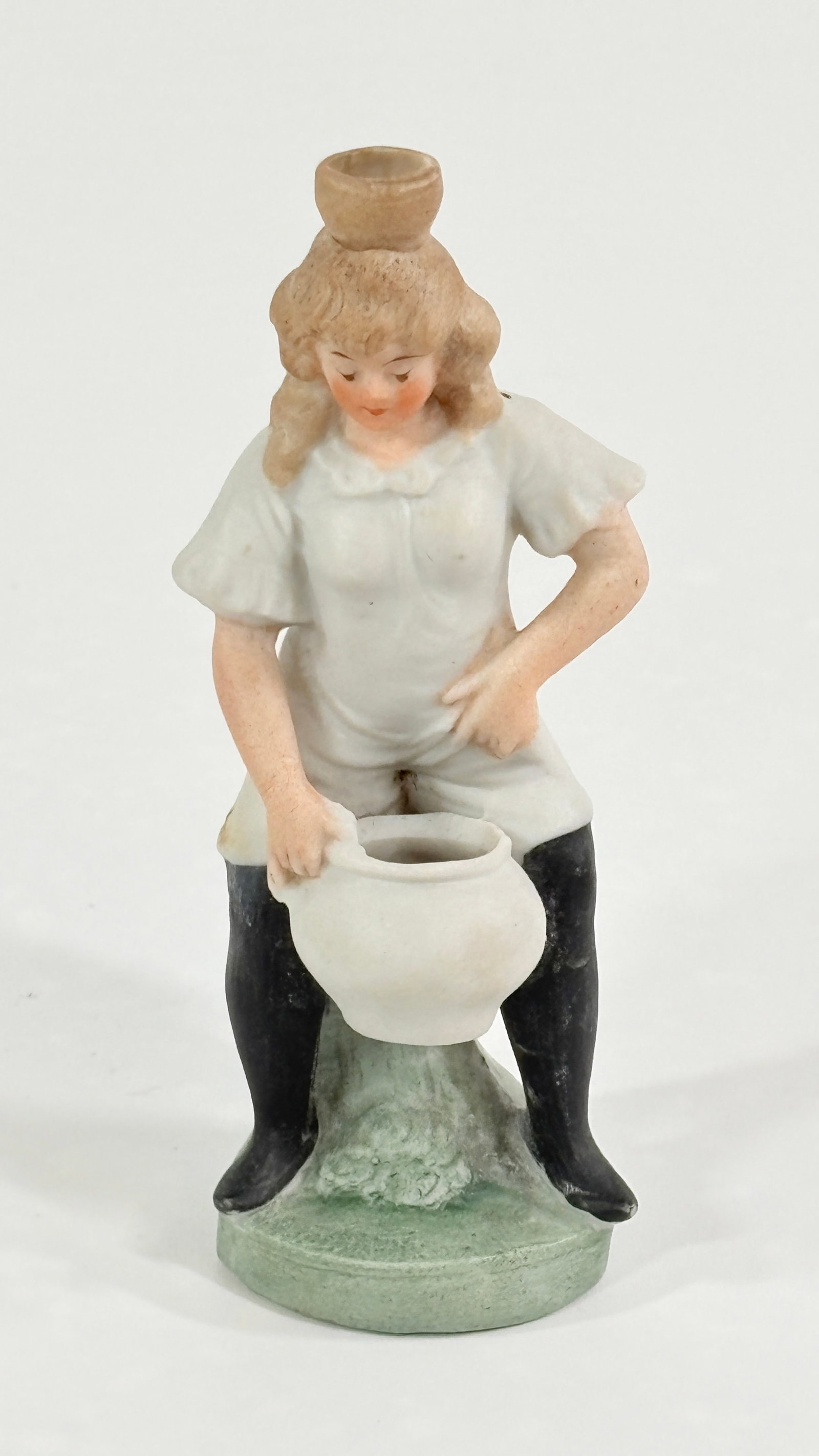 ANTIQUE GERMAN BISQUE NAUGHTY POTTY NIP BOTTLE (1 of 4)