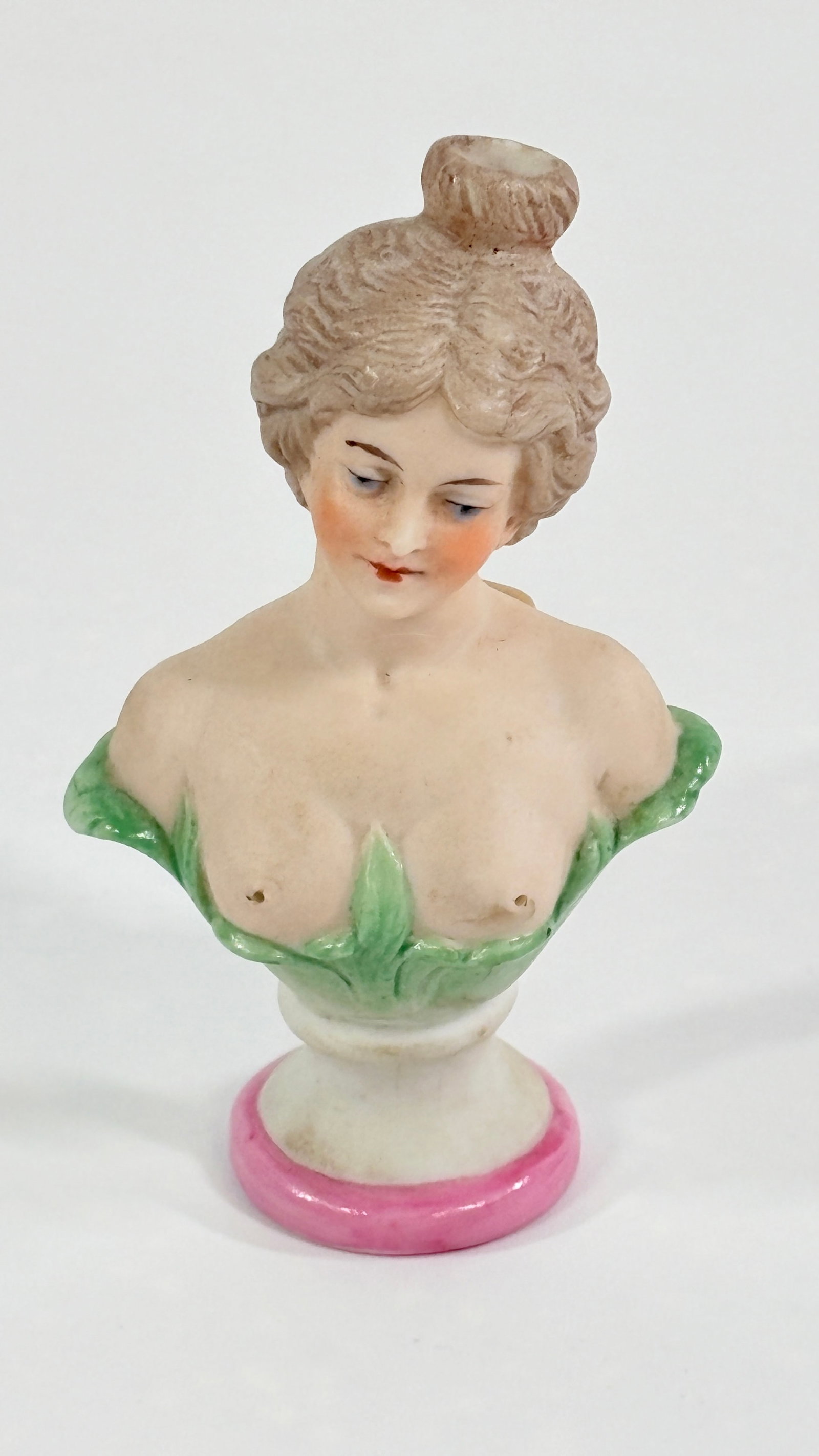 ANTIQUE GERMAN BISQUE NAUGHT NUDE BUST NIP BOTTLE (1 of 4)