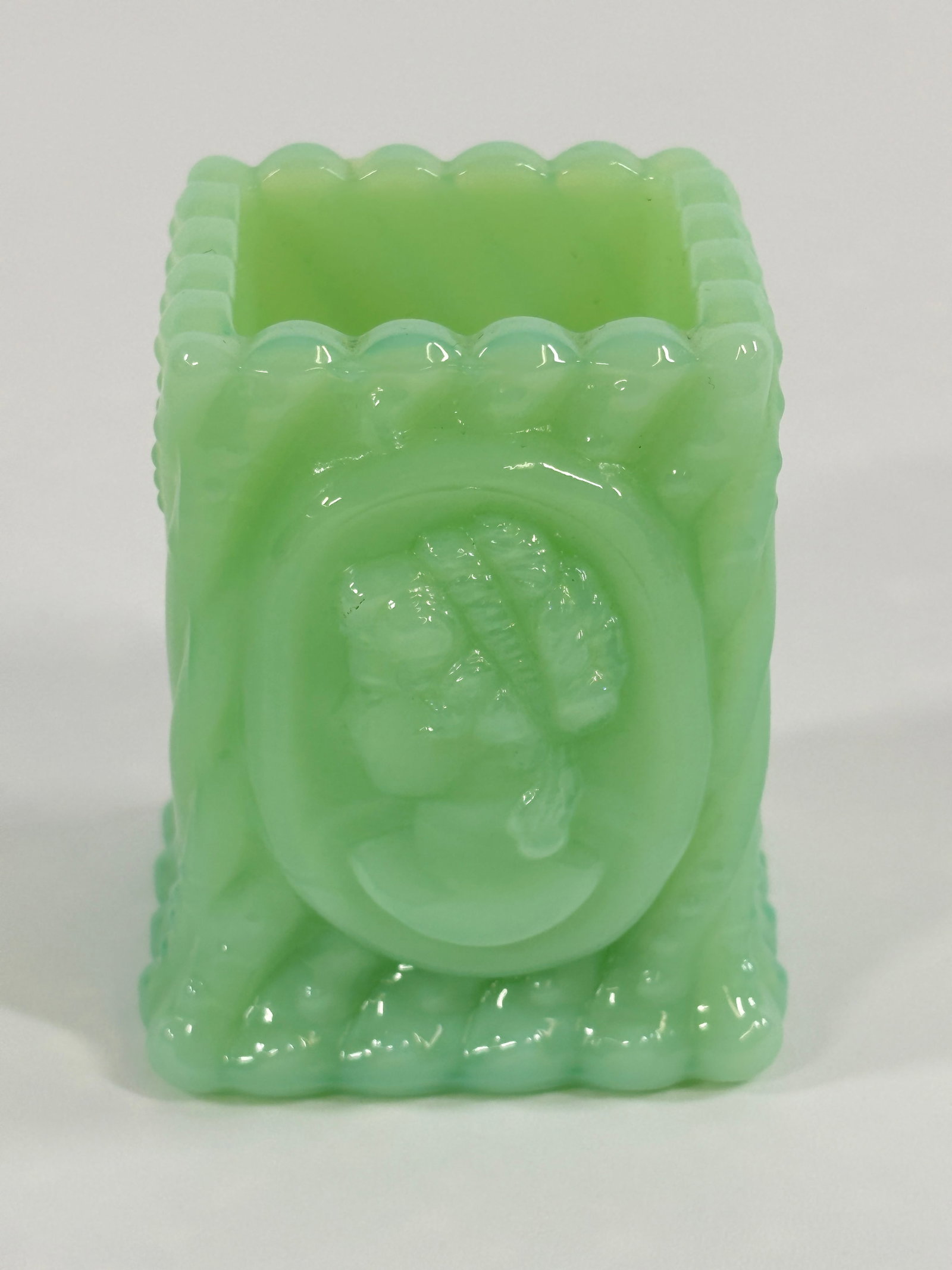 REPRODUCTION JADEITE VICTORIAN TOOTHPICK HOLDER