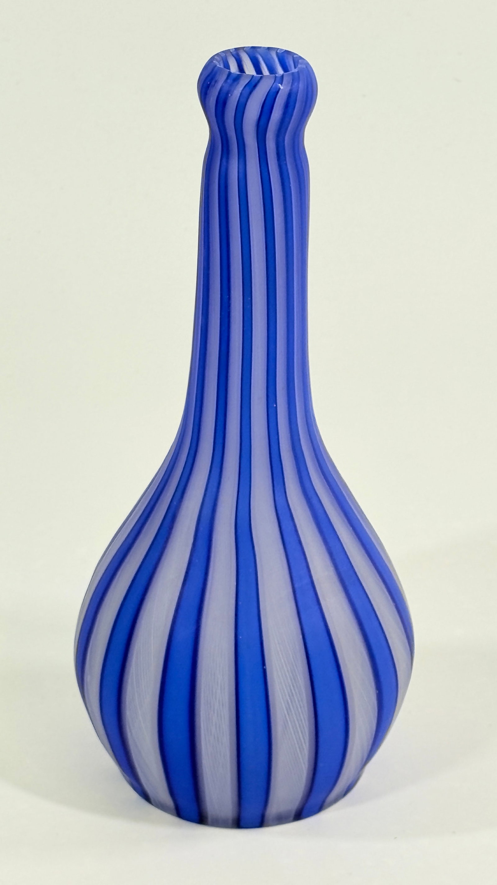 ANTIQUE VICTORIAN COBALT BLUE LATTICE BARBERS TONIC BOTTLE: REMAINS IN VERY GOOD CONDITION, NO CHIPS OR CRACKS.