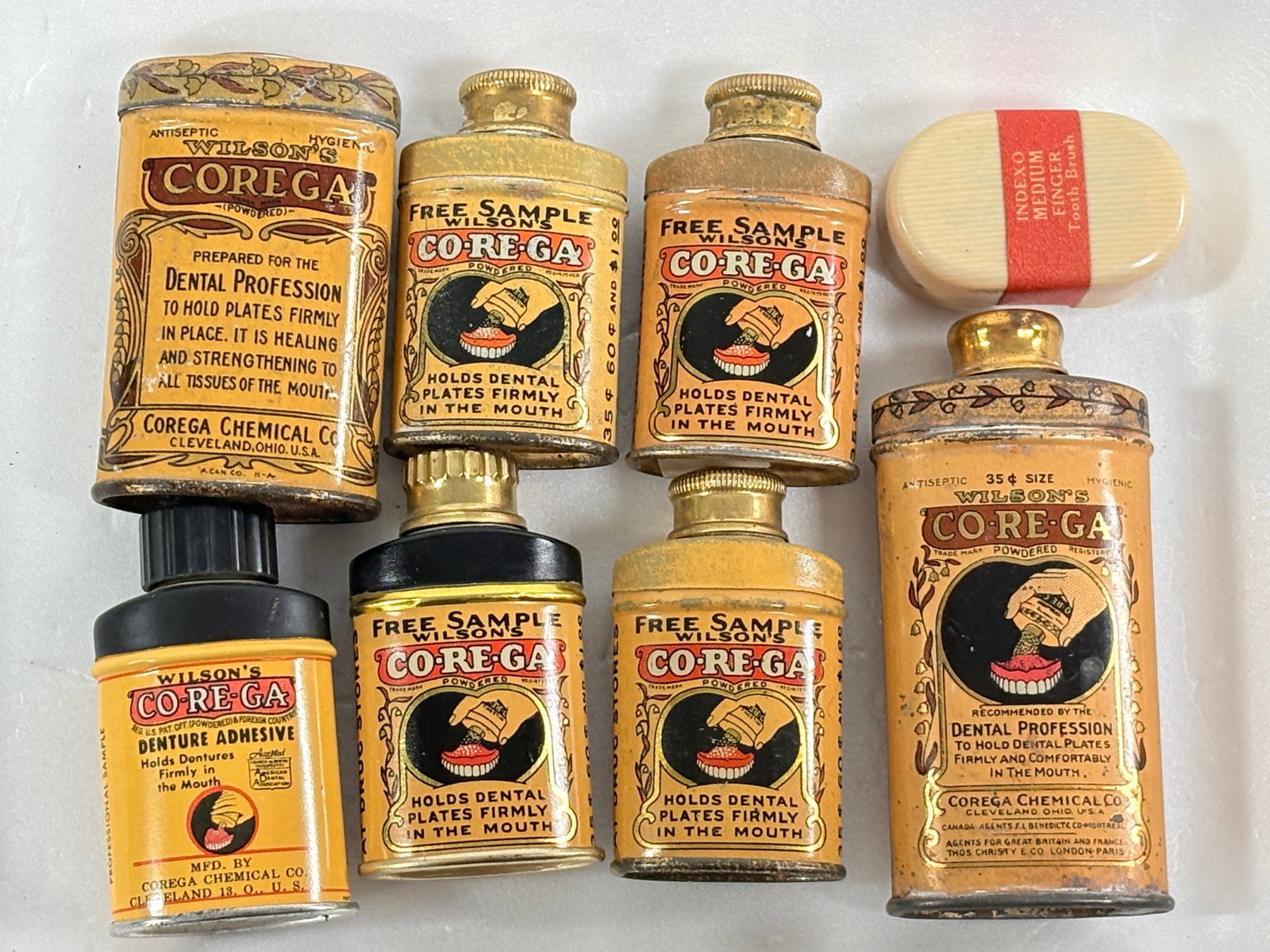 VARIOUS ADVERTISING DENTAL PRODUCT TINS: ALL REMAIN IN GOOD CONDITION, SHOWING SOME TYPICAL WEAR.