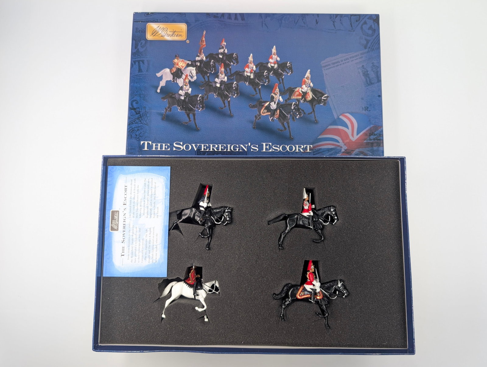 BRITAIN 00255 THE SOVEREIGN'S ESCORT: SET REMAINS NEW IN BOX.