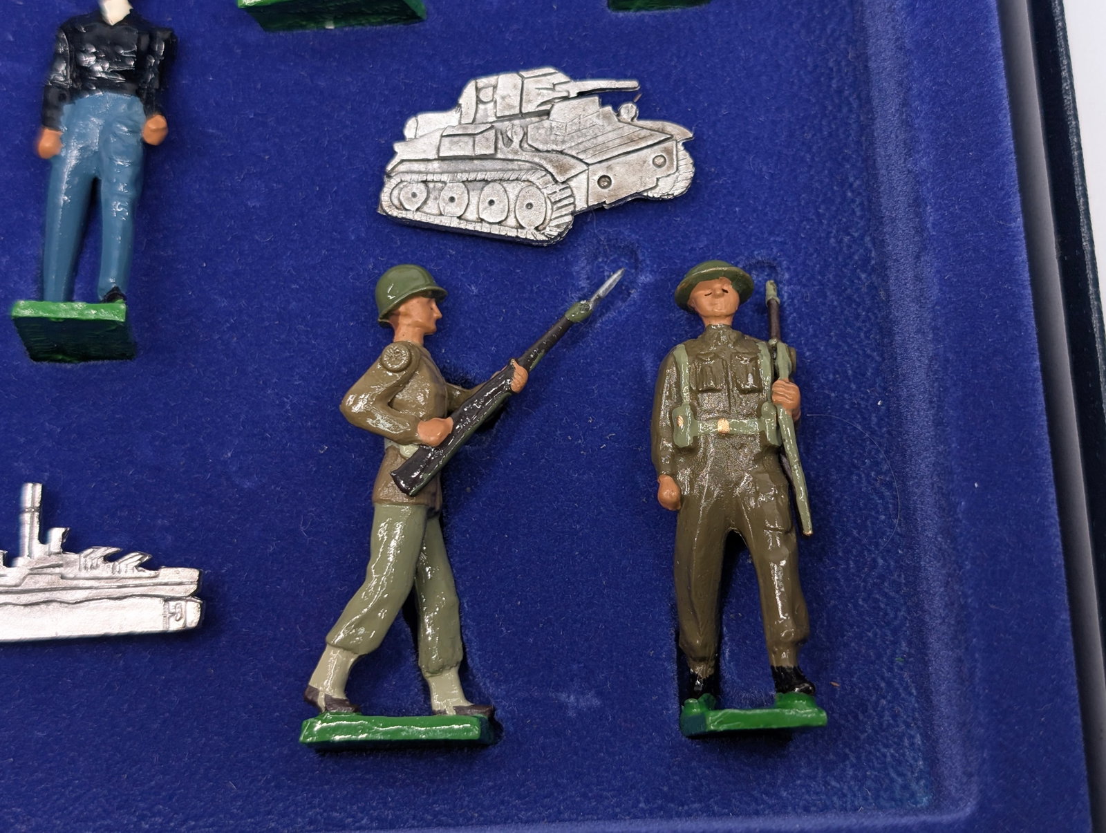 BRITAIN 8831 D-DAY SET - 6
