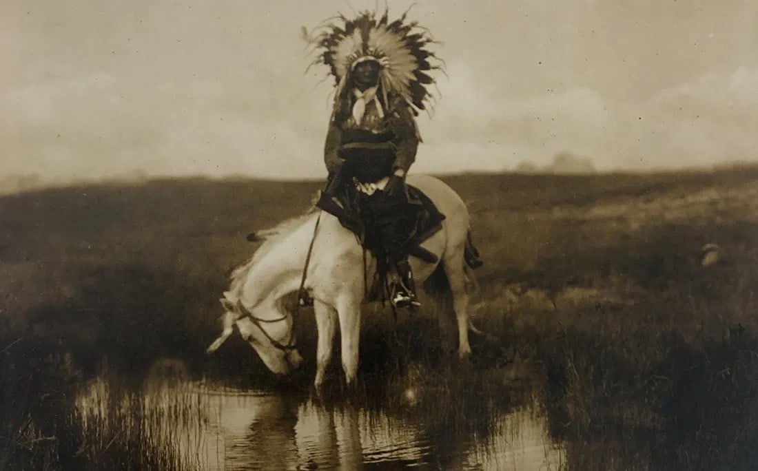 EDWARD CURTIS (1868-1952) An Oasis in the Bad Lands, 1905 Photo -litho. 8" x 12 3/4: EDWARD CURTIS (1868-1952) An Oasis in the Bad Lands, 1905 Photo -litho. 8" x 12 3/4