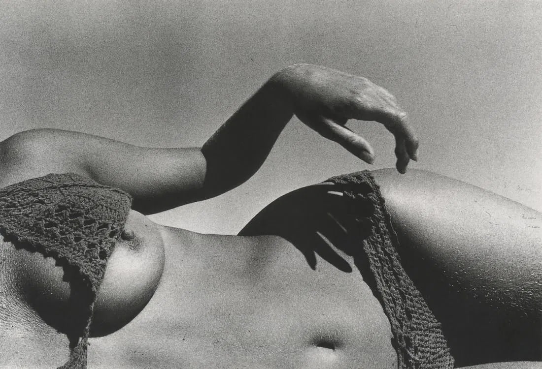Ralph Gibson - Untitled, 1972: Ralph Gibson - Untitled, 1972. Photolitho. Measures: 8 1/2 x 6 inches.
