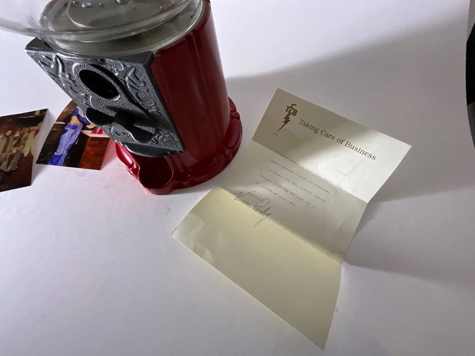 Elvis Presley owned , was displayed in his home Gumball Machine (1 of 7)