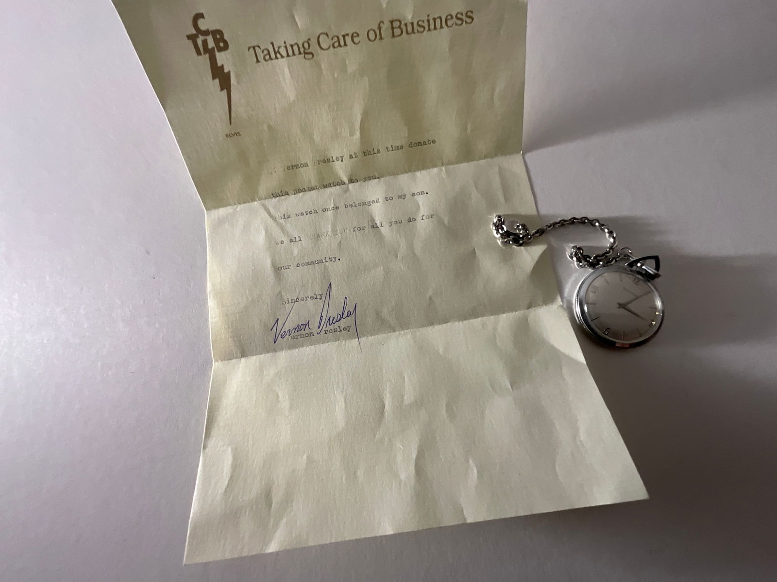 Elvis Presley owned/worn pocket watch TCB letter (1 of 4)