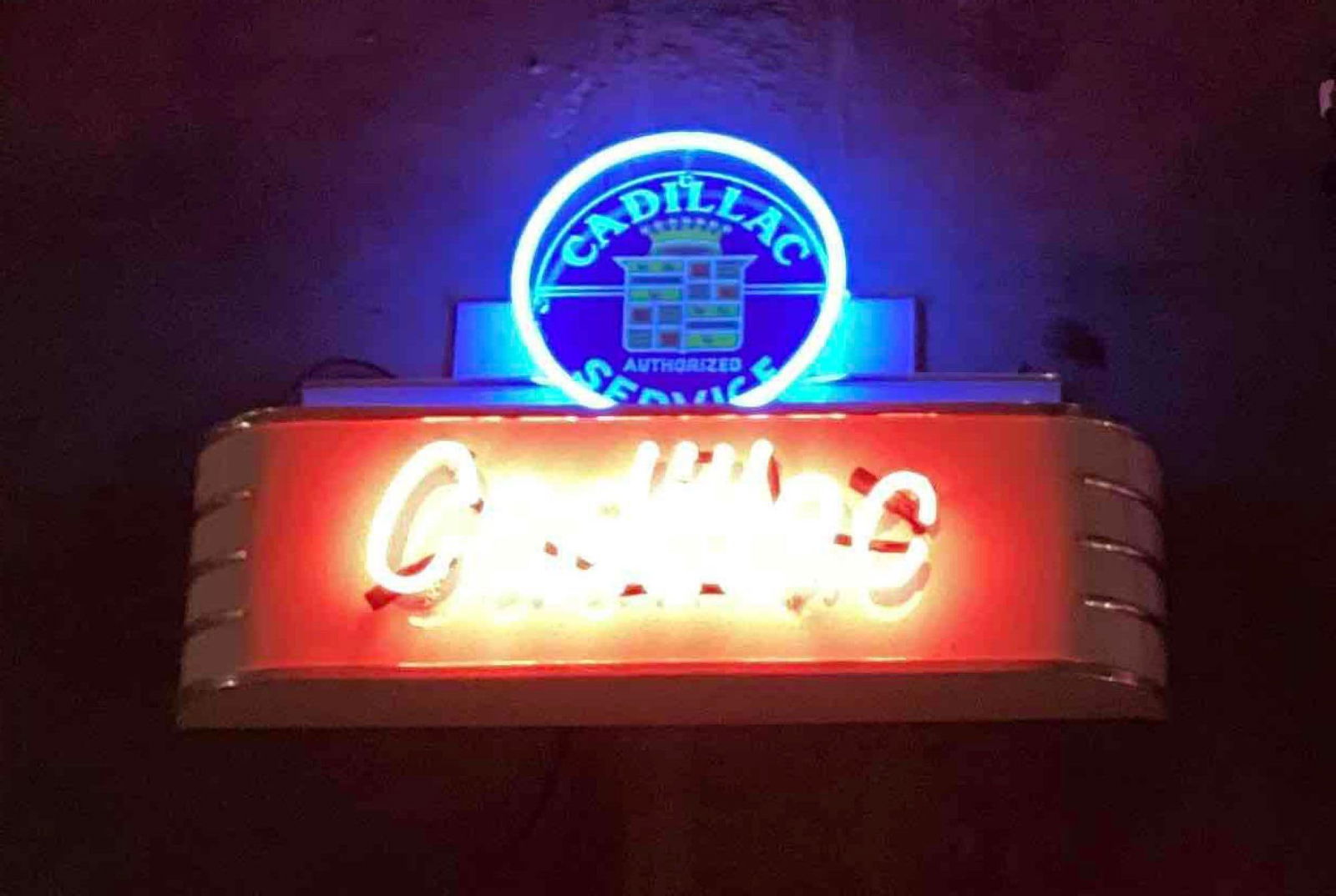Cadillac Marquee Neon Sign (1 of 3)