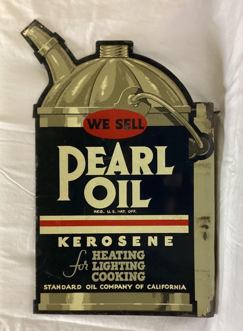 1947 Standard Pearl Oil Die-Cut Flange Sign (1 of 5)