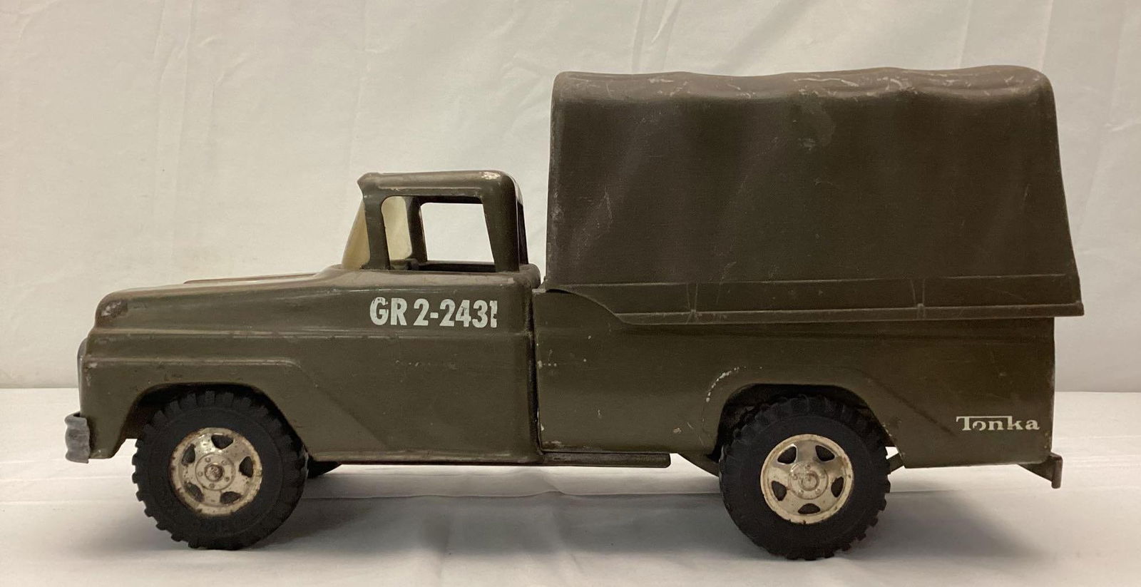 1960's Tonka Army Truck (1 of 7)